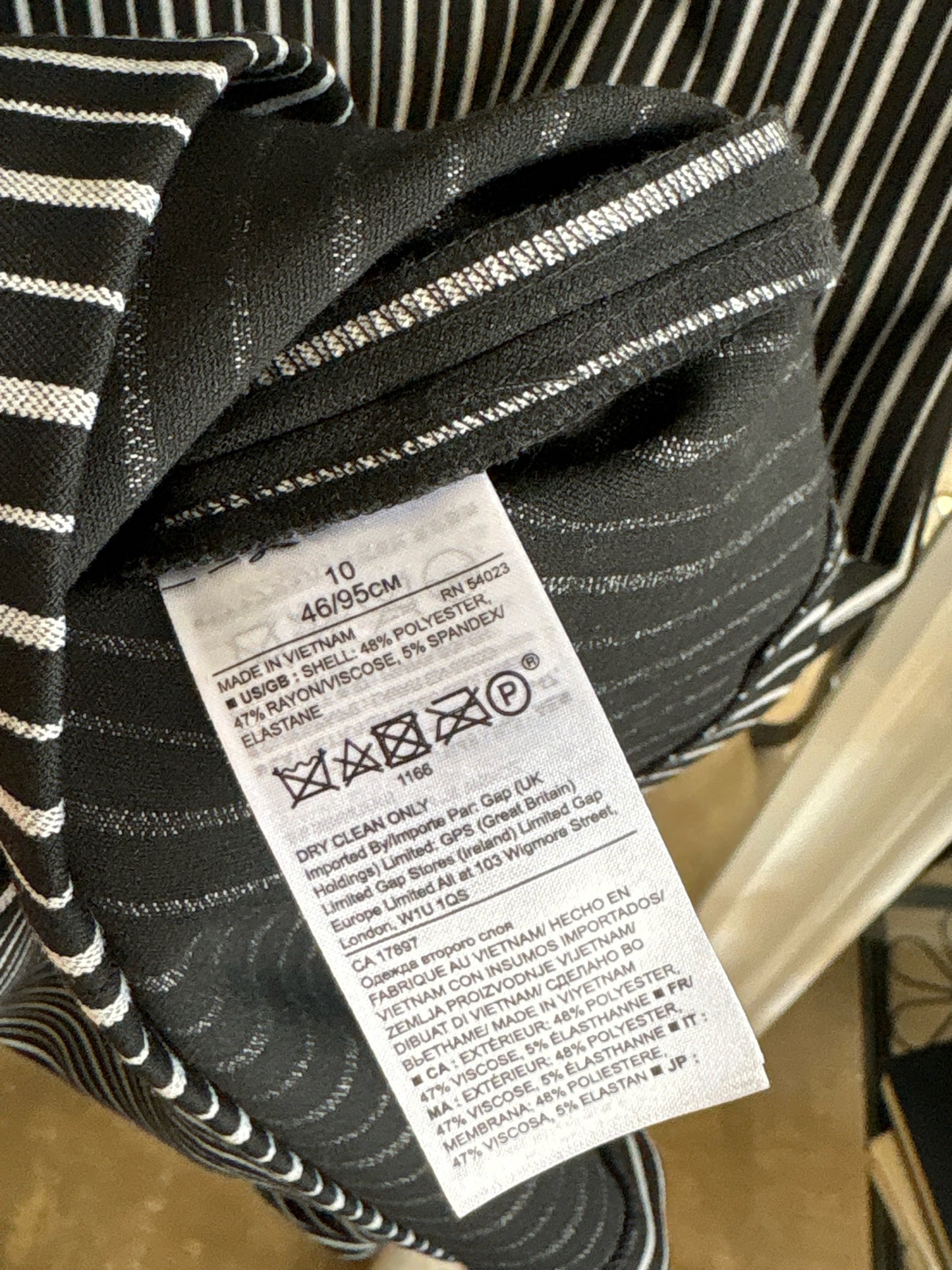 BANANA REP. Size 10 B&W Stripe Dress