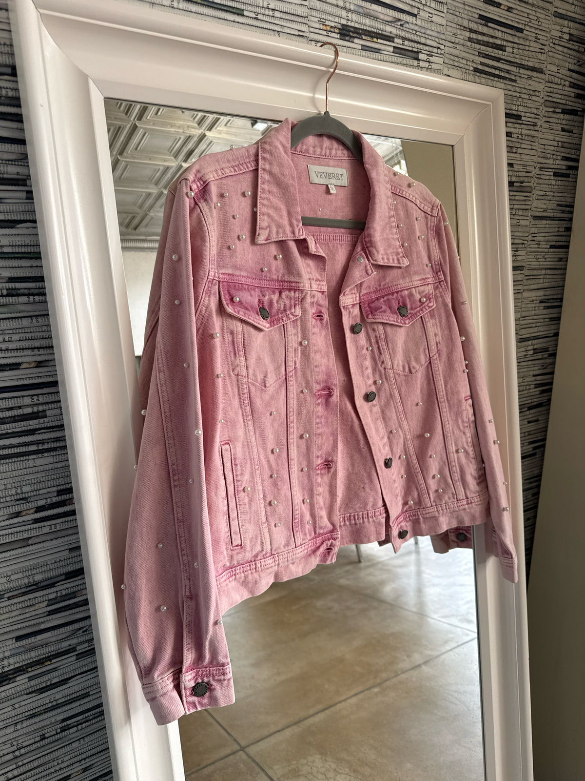Veveret Size L Pink Jacket