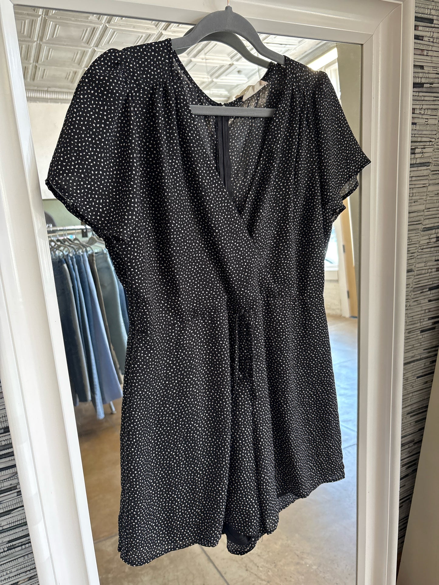 Altar'd State Size L Black & White Romper
