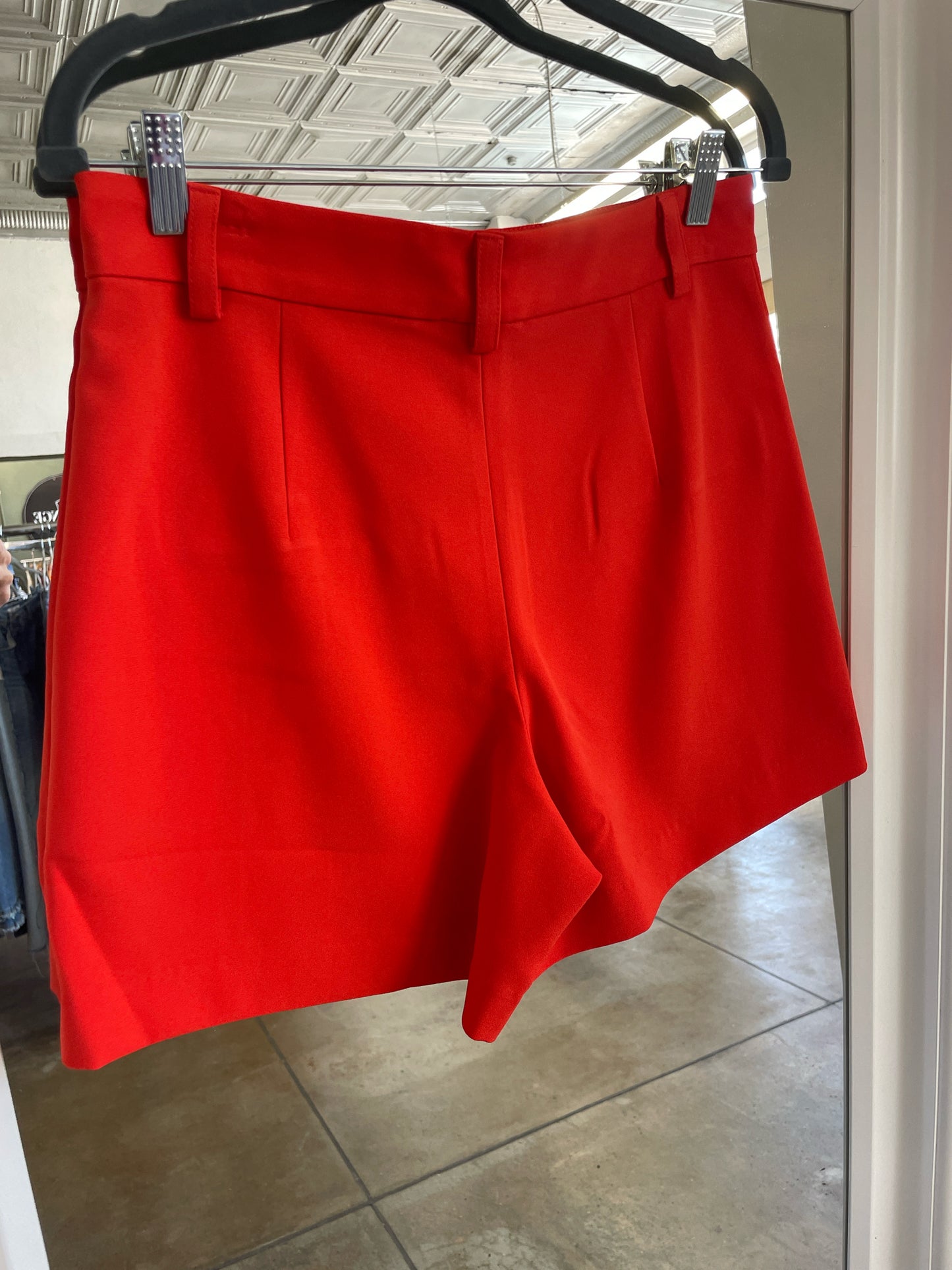 LA MIEL Size M Tangerine Shorts