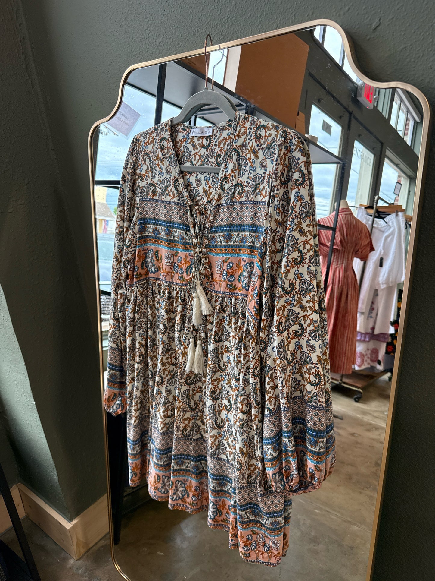 R. Vivimos Size XL Cream/Orange Dress