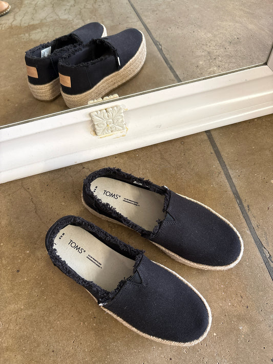 Toms Shoe Size 6.5 Black Platform