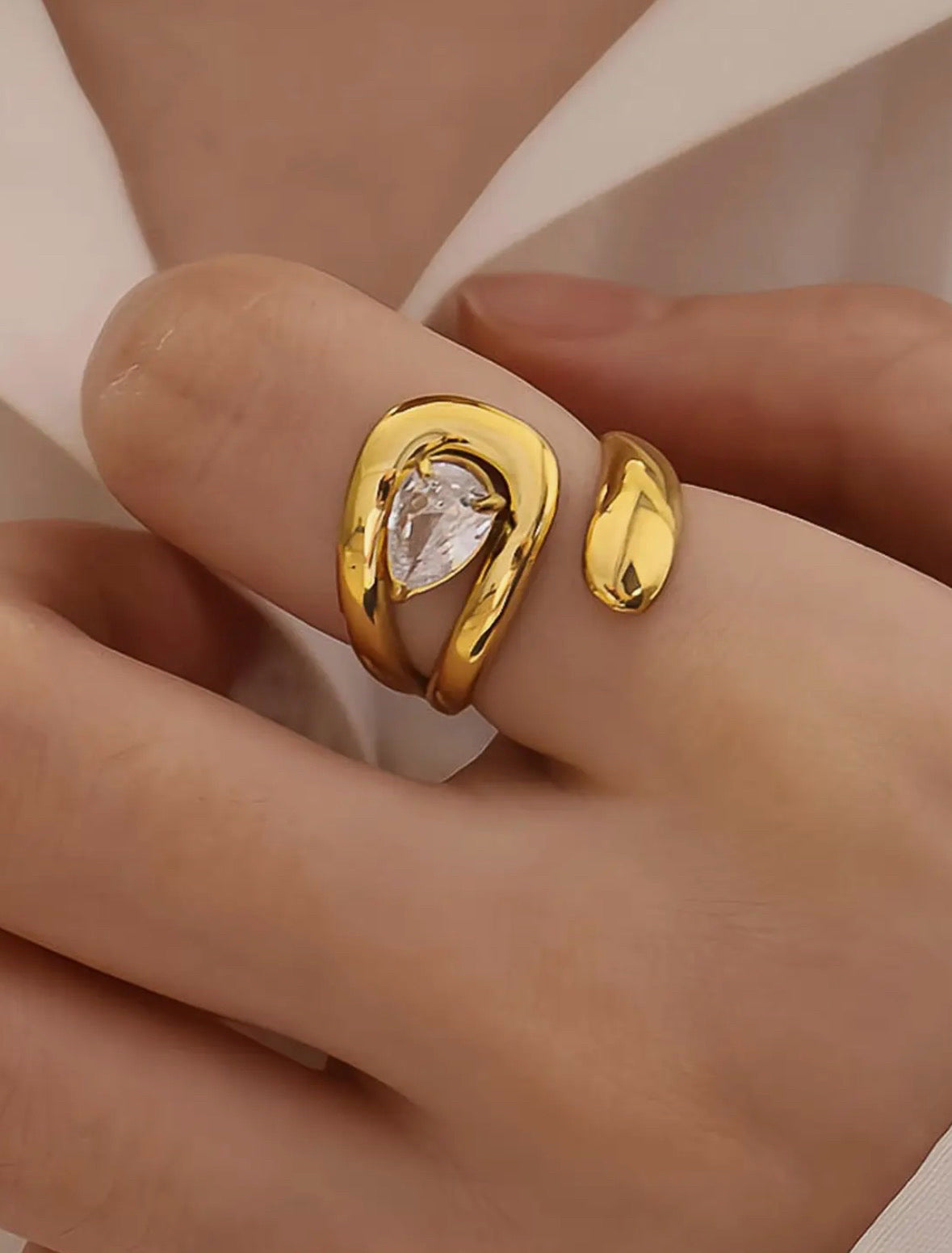 Flanerie Ring
