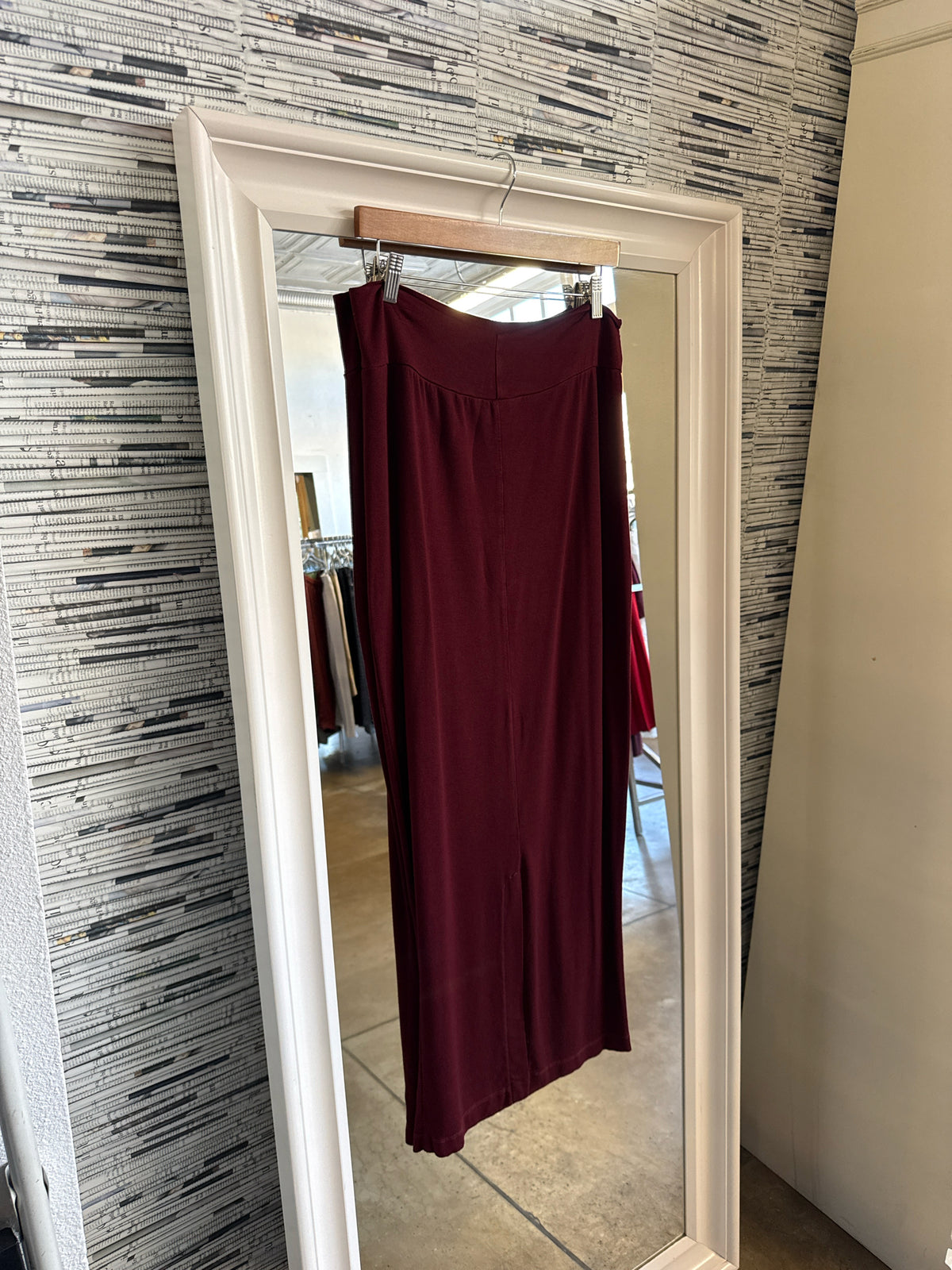 Bryn Walker Size M Maroon Skirt