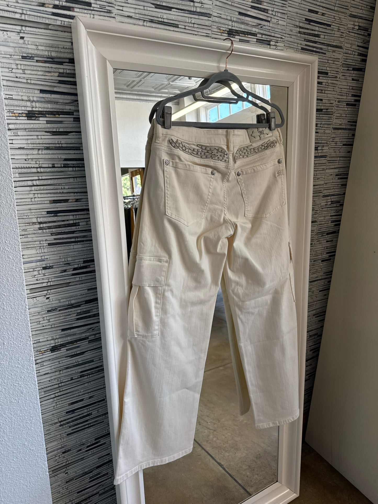 Miss Me Size 31 Cream Pants