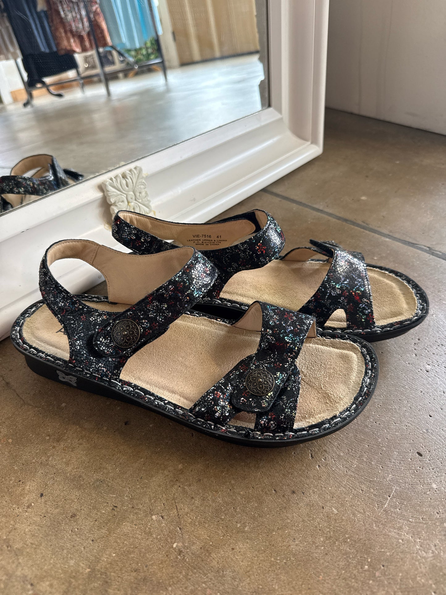 Alegria Shoe Size 41 Black Sandals