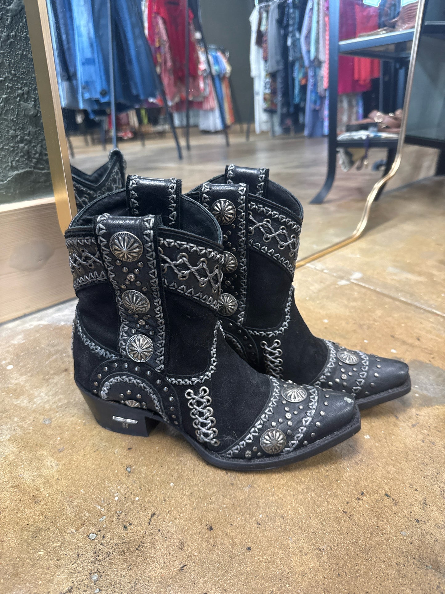 Lane Shoe Size 5 Black Boots