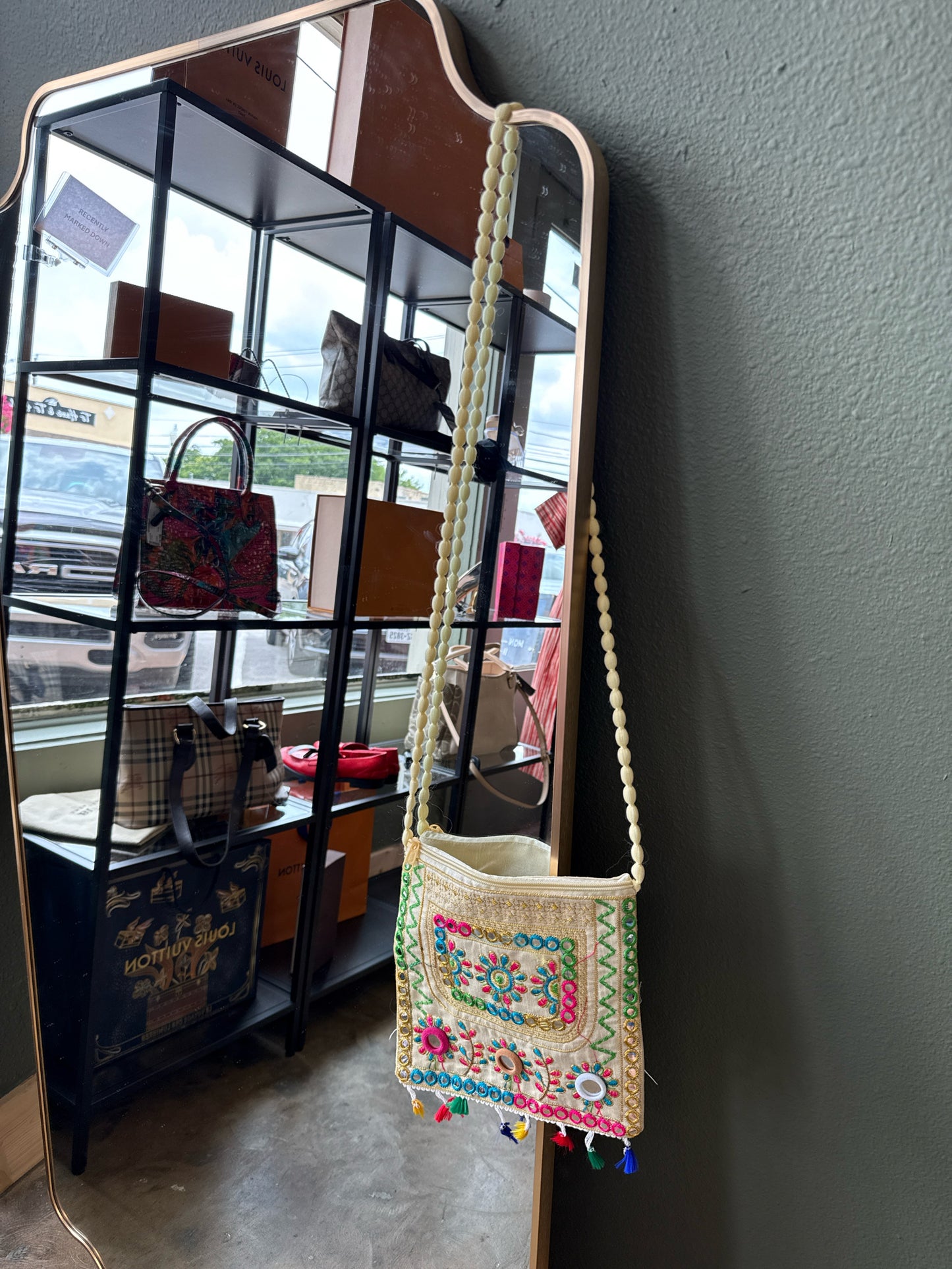 Cream/multi Purse