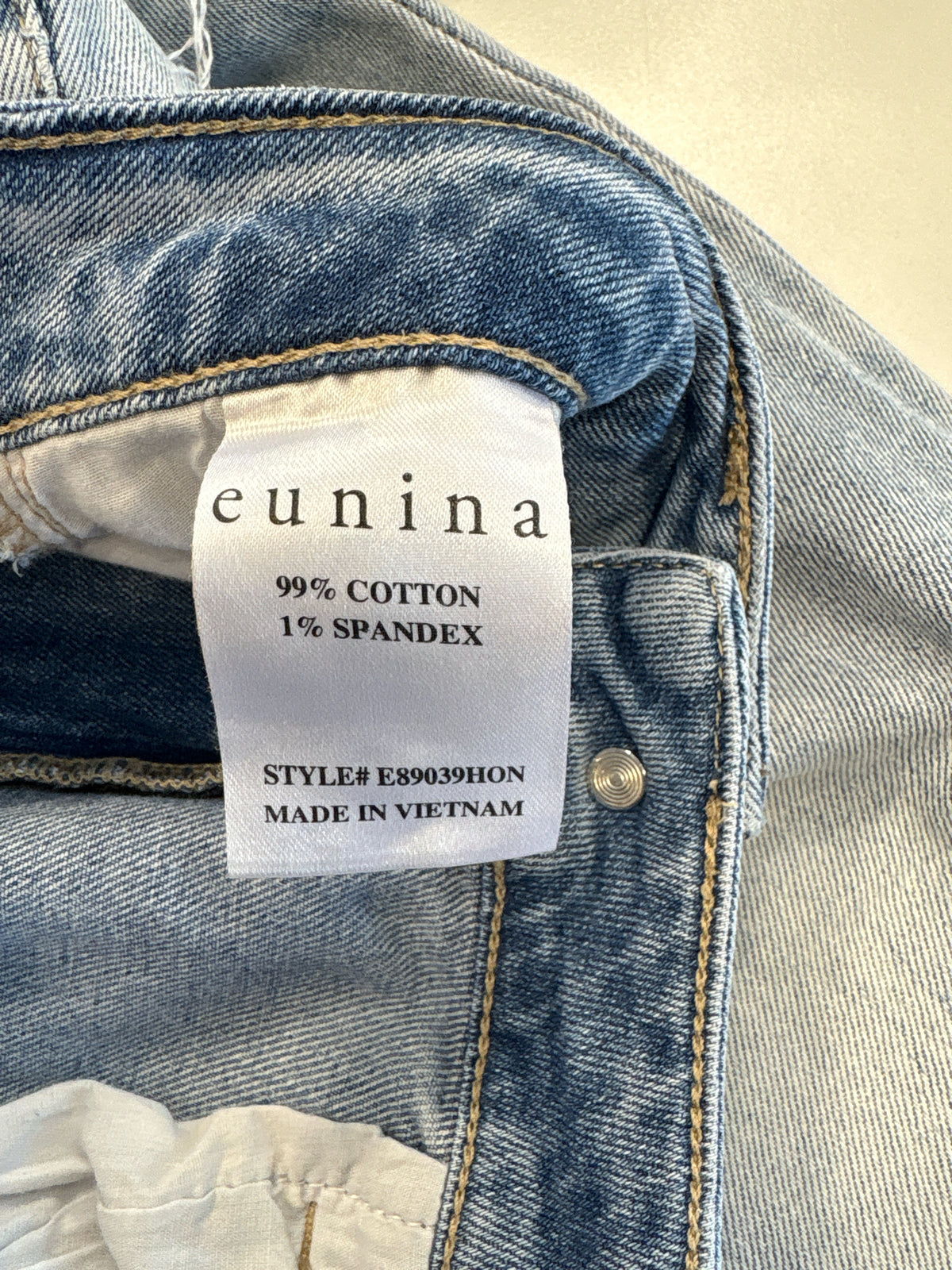 Eunina Size 5 Light Wash Denim Jeans