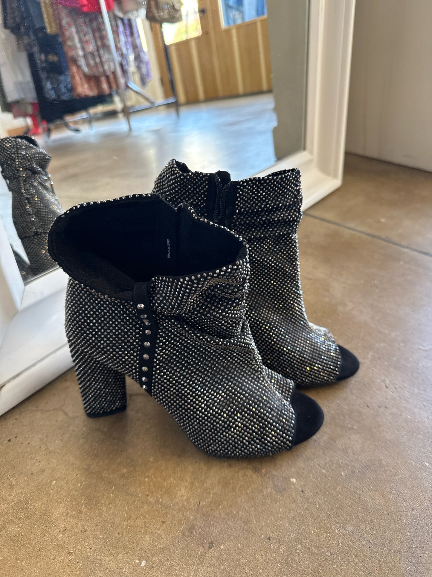 Gianni Bini Shoe Size 8 Black Boots