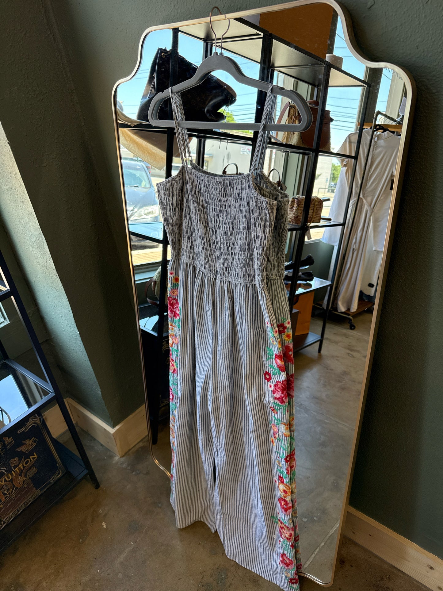 Savanna Jane Size M Gray/Multi Romper