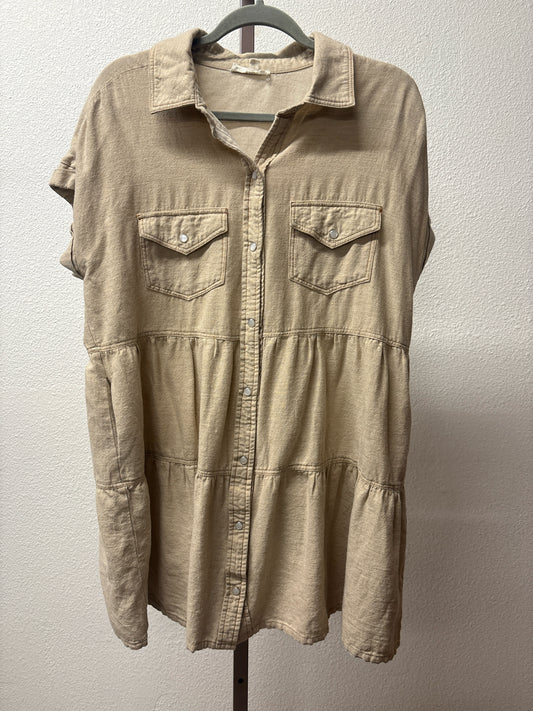 Easel Size S Tan Dress