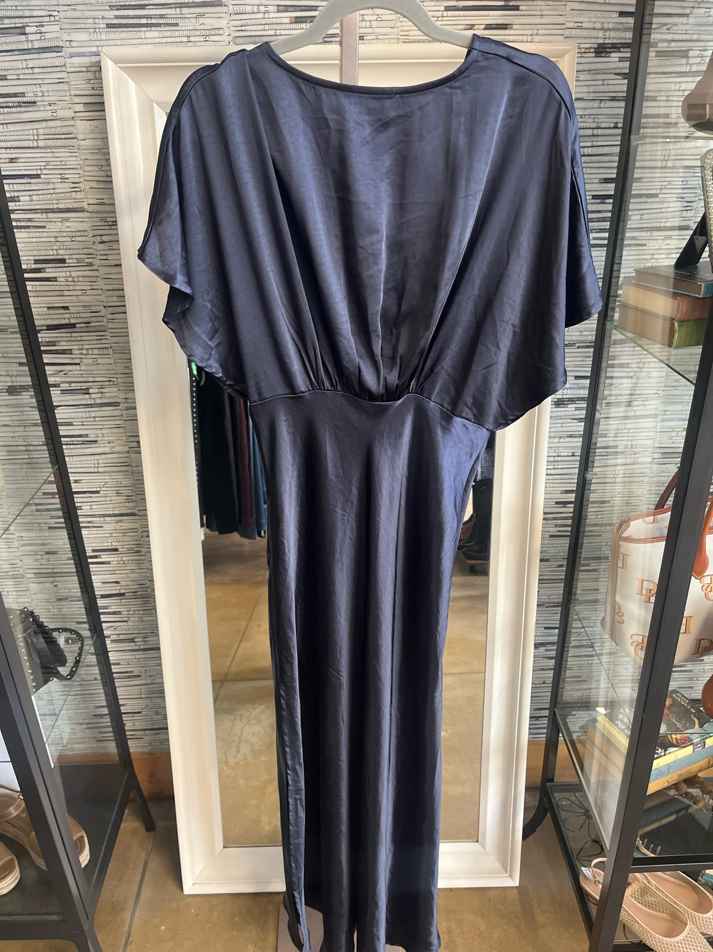 Petal + Pup Size L Navy Silky Formal