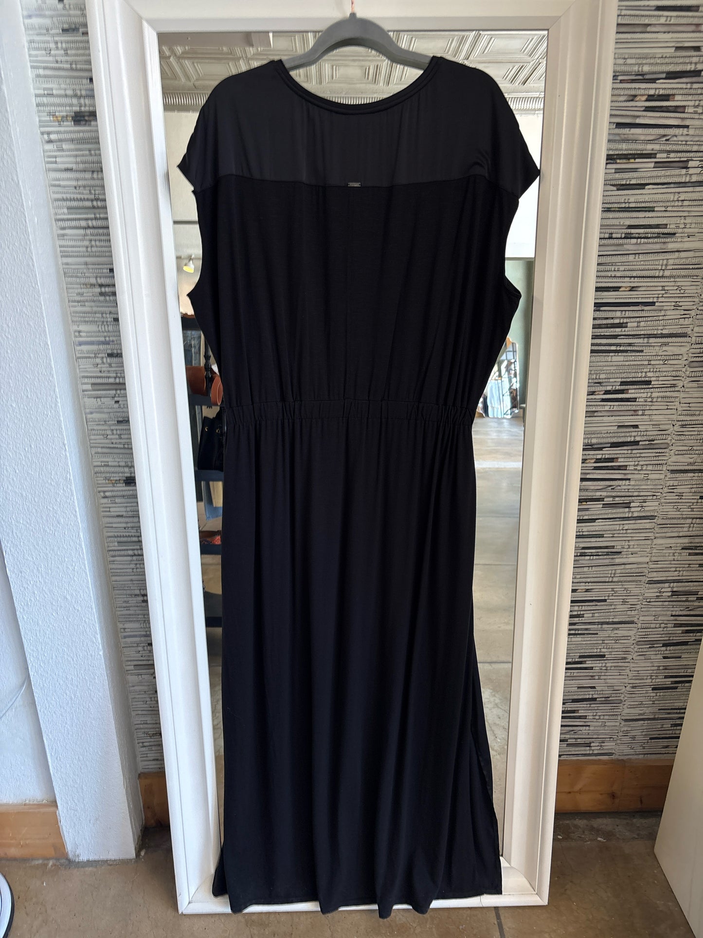 White House Black Market Size XL Black Dress