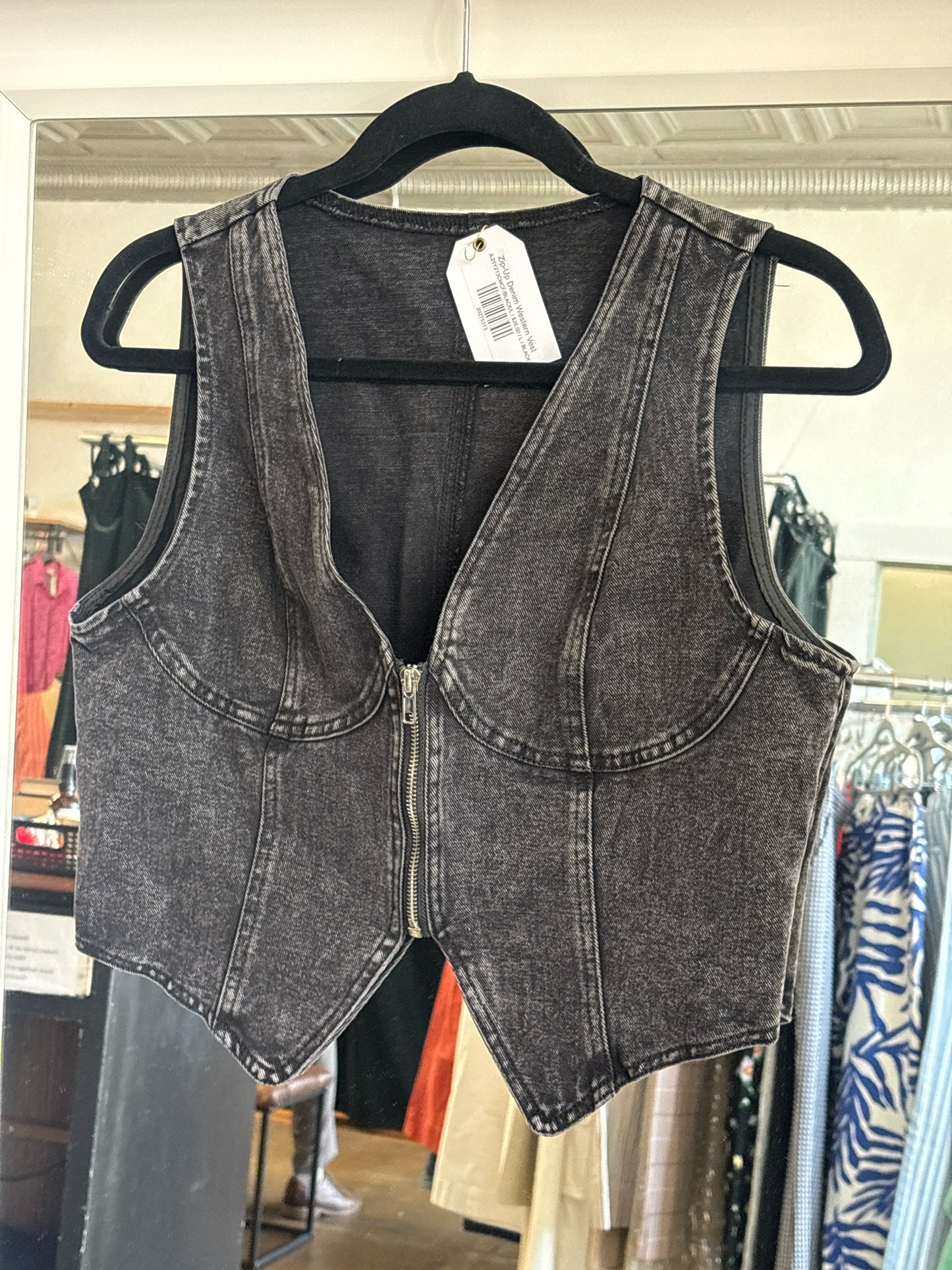 Size L Black Vest