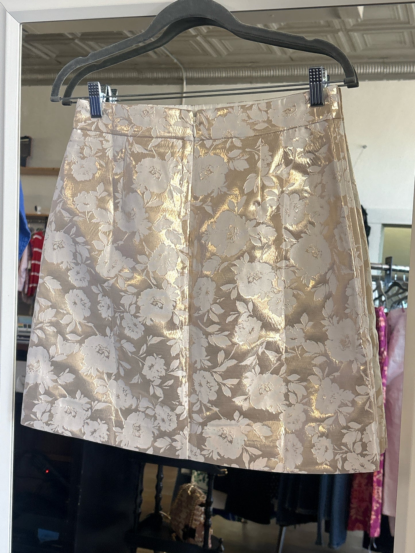 J. CREW Size 4 Gold/White Floral Skirt