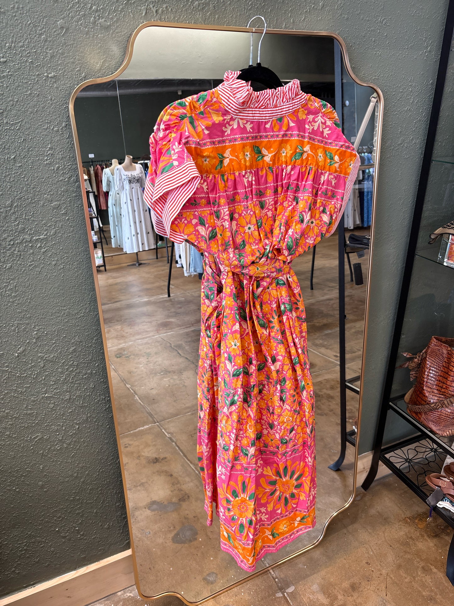 entro Size S Pink/Orange Dress