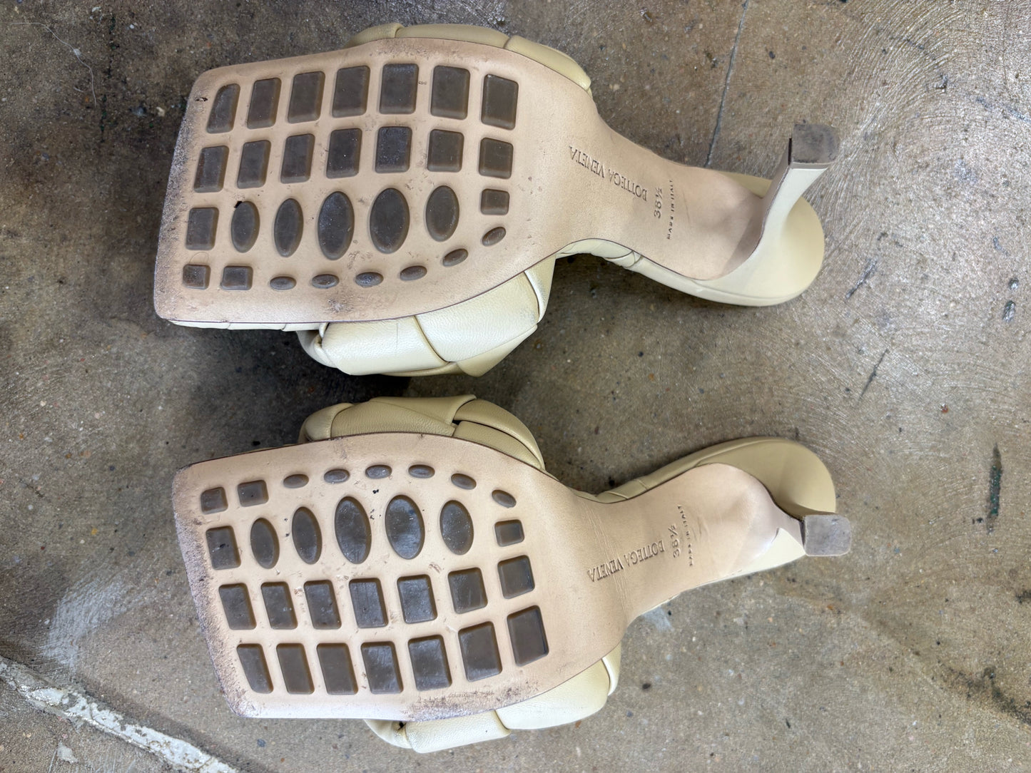 Bottega Veneta Shoe Size 38.5 Tan Heels
