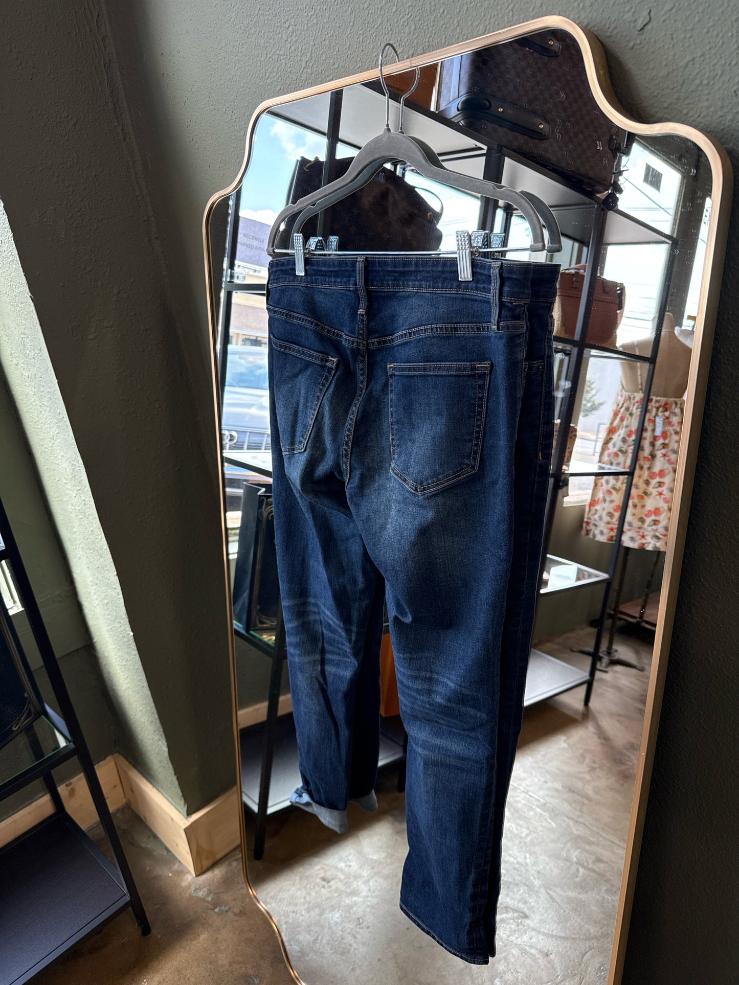GAP Size 6/28 Denim Jeans