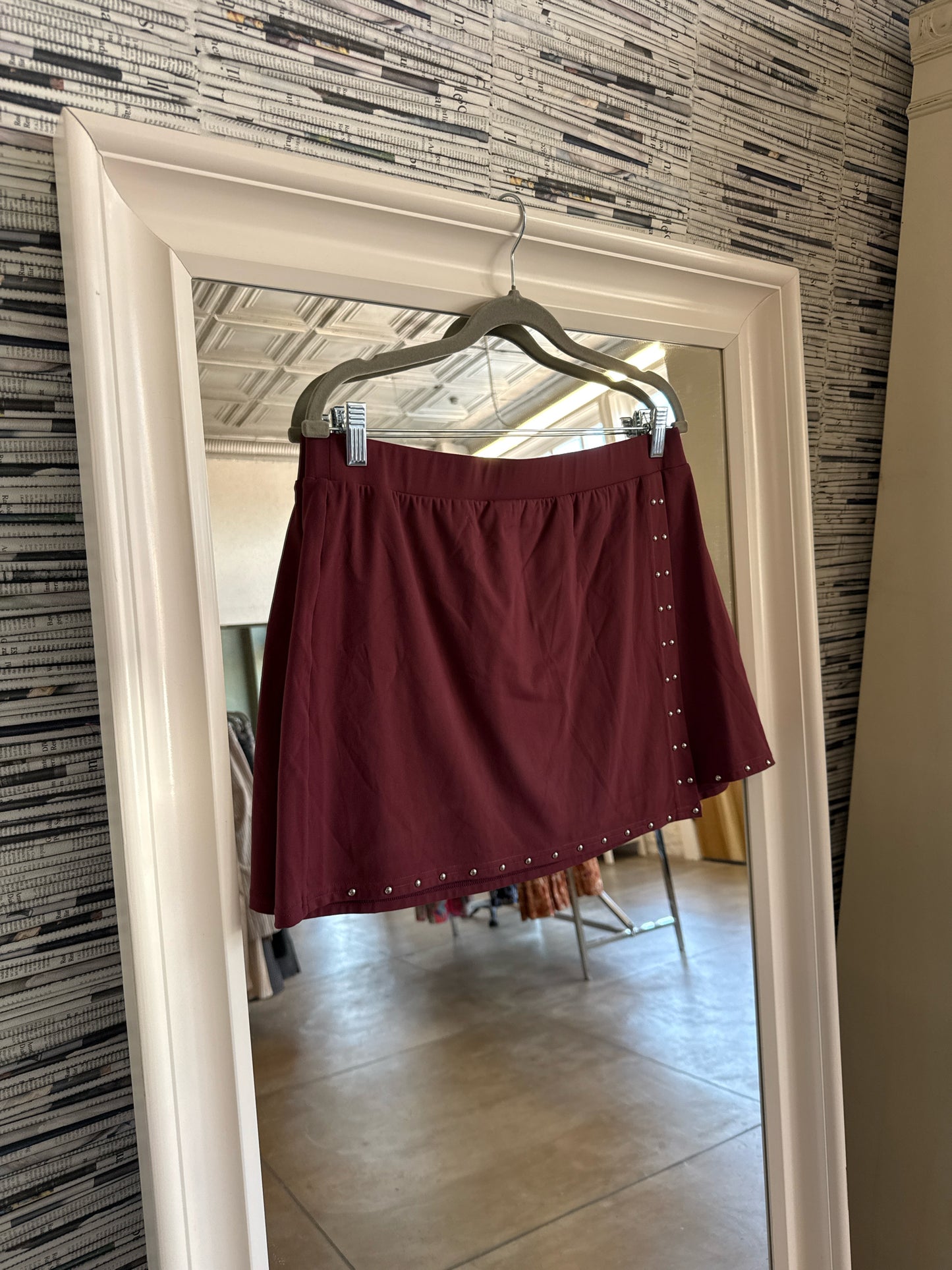 Halara Size XL Maroon Skort