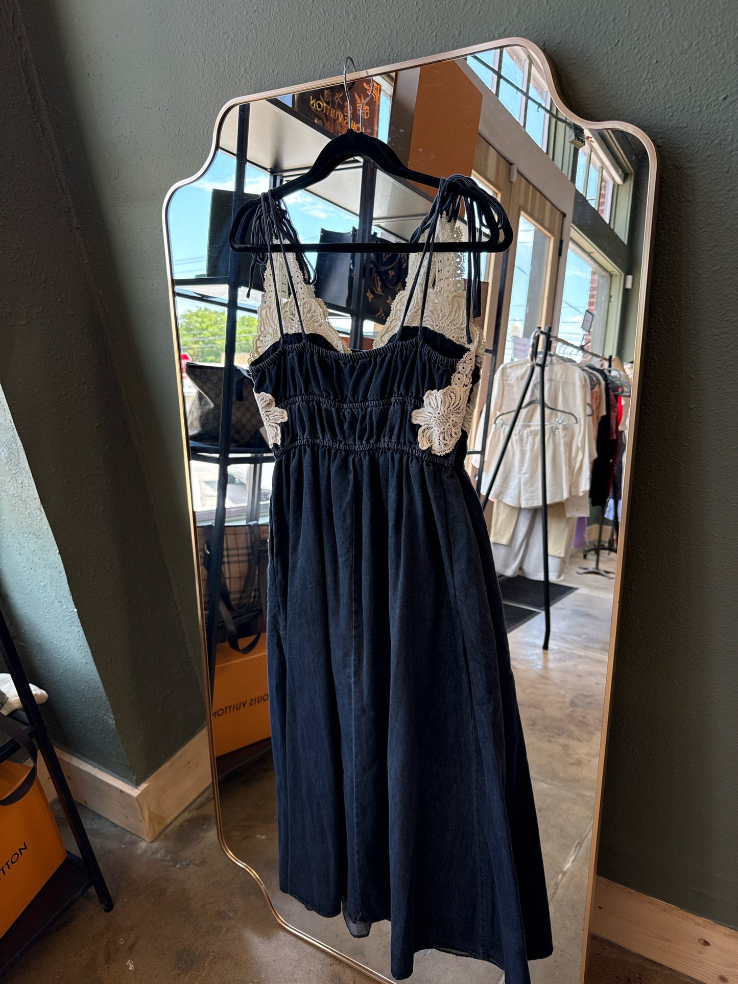 En Saison Size S Denim Dress