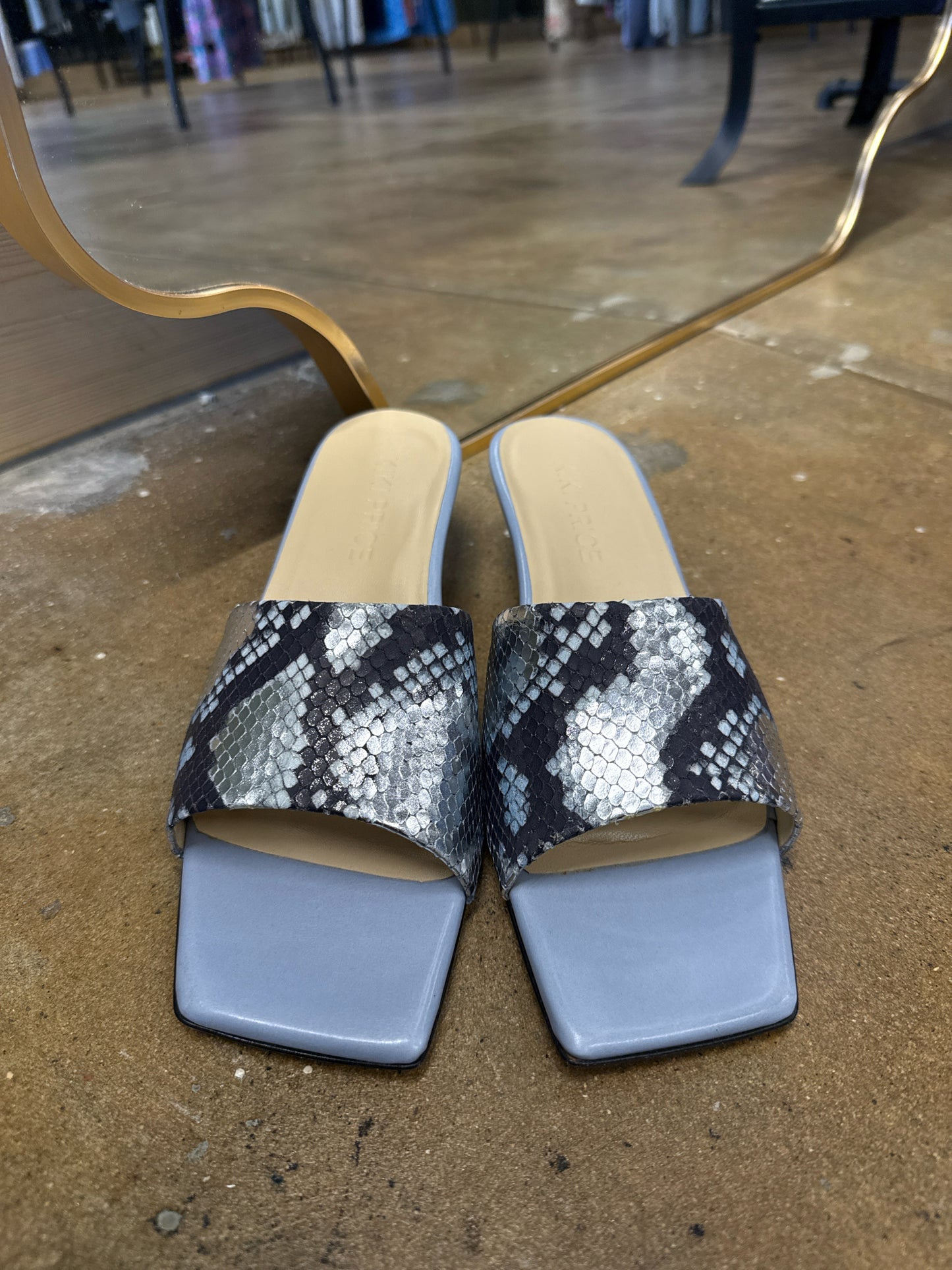 Kiki Price Shoe Size 39.5 Blue Sandals