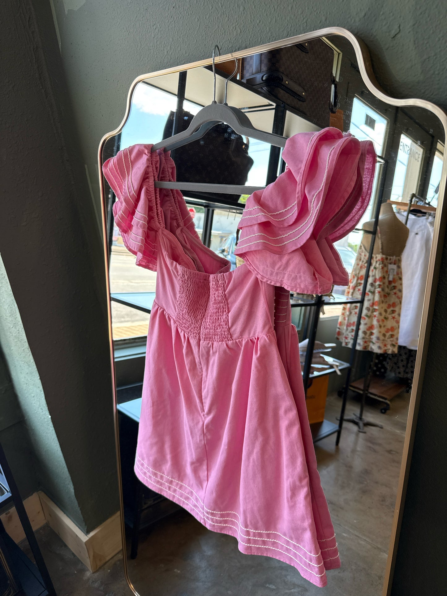 Strut & Bolt Size M Pink Dress