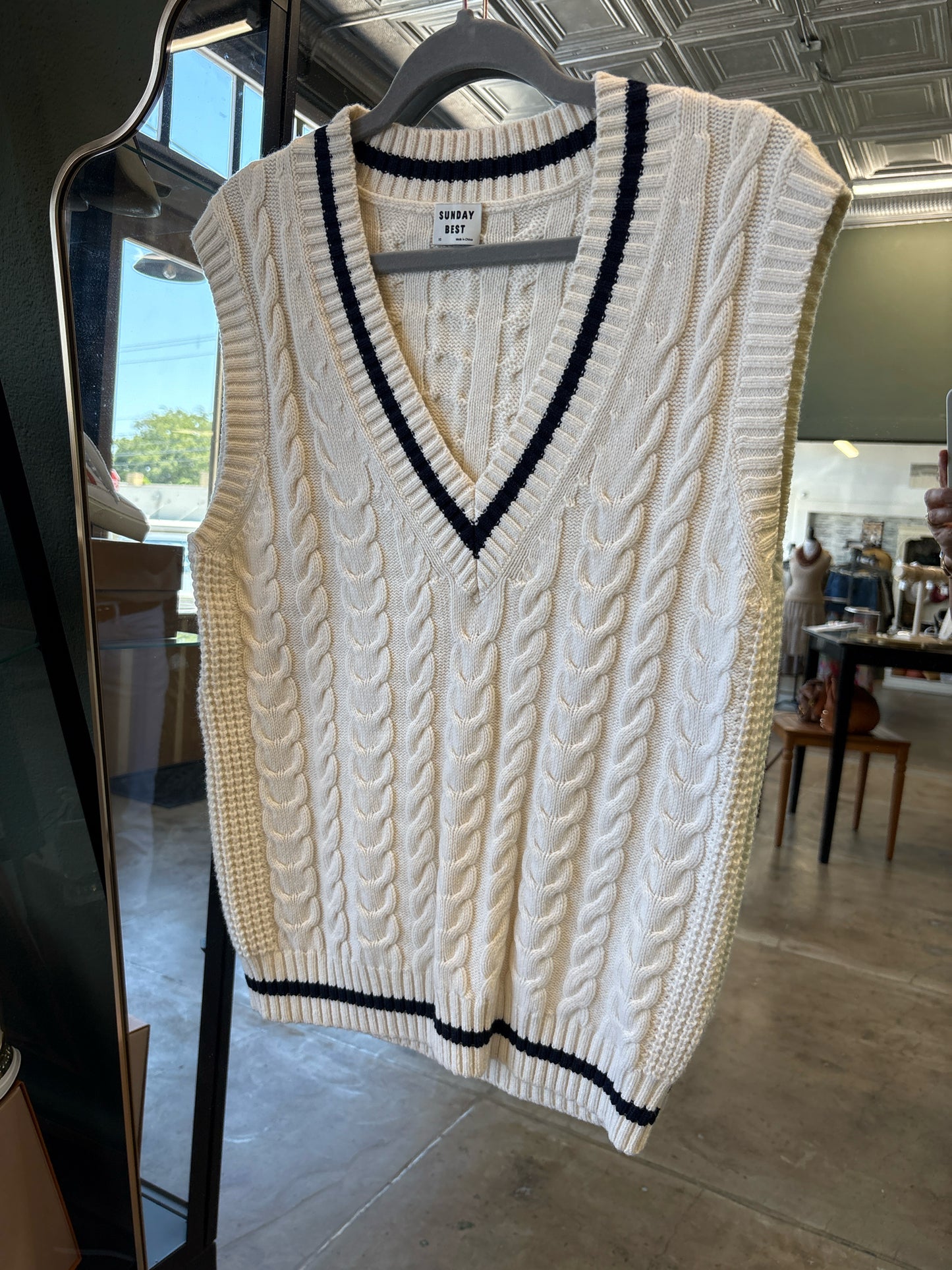 Sunday Best Size XS Off White & Blue Vest