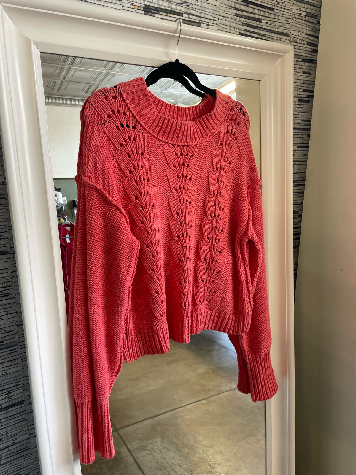 Urban Outfitters Size L Melon Sweater