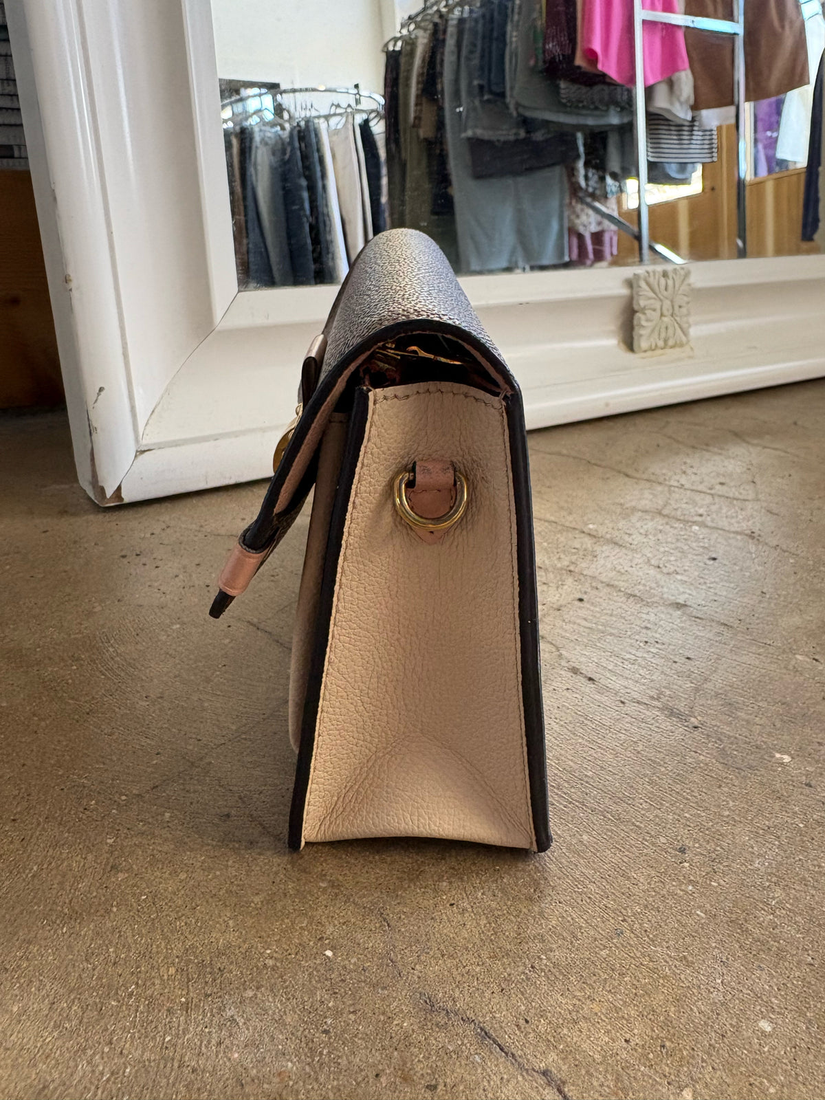 Louis Vuitton Brown/Pink Bags/Shoes/Accessories