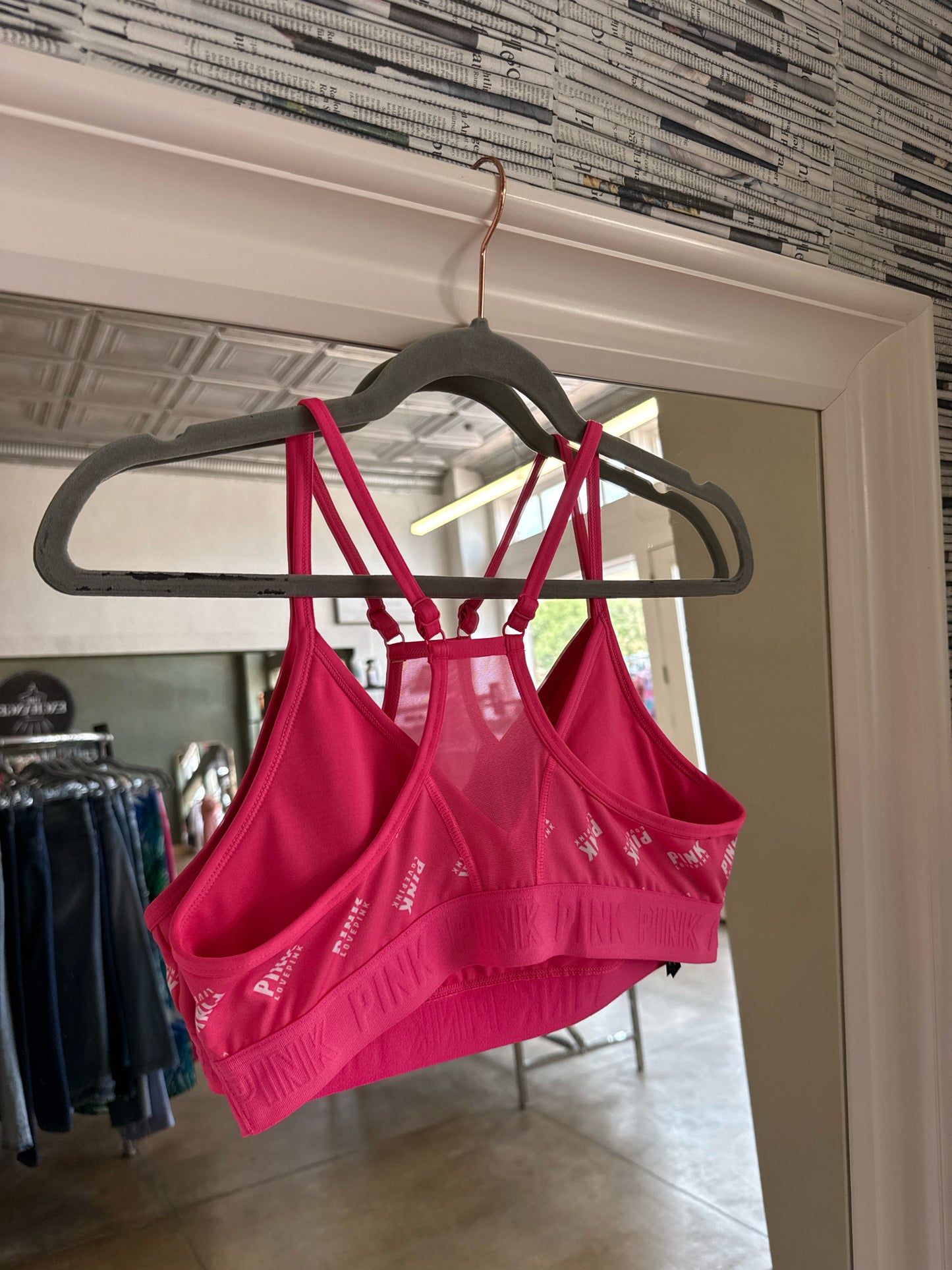 PINK Size M Pink Sportsbra