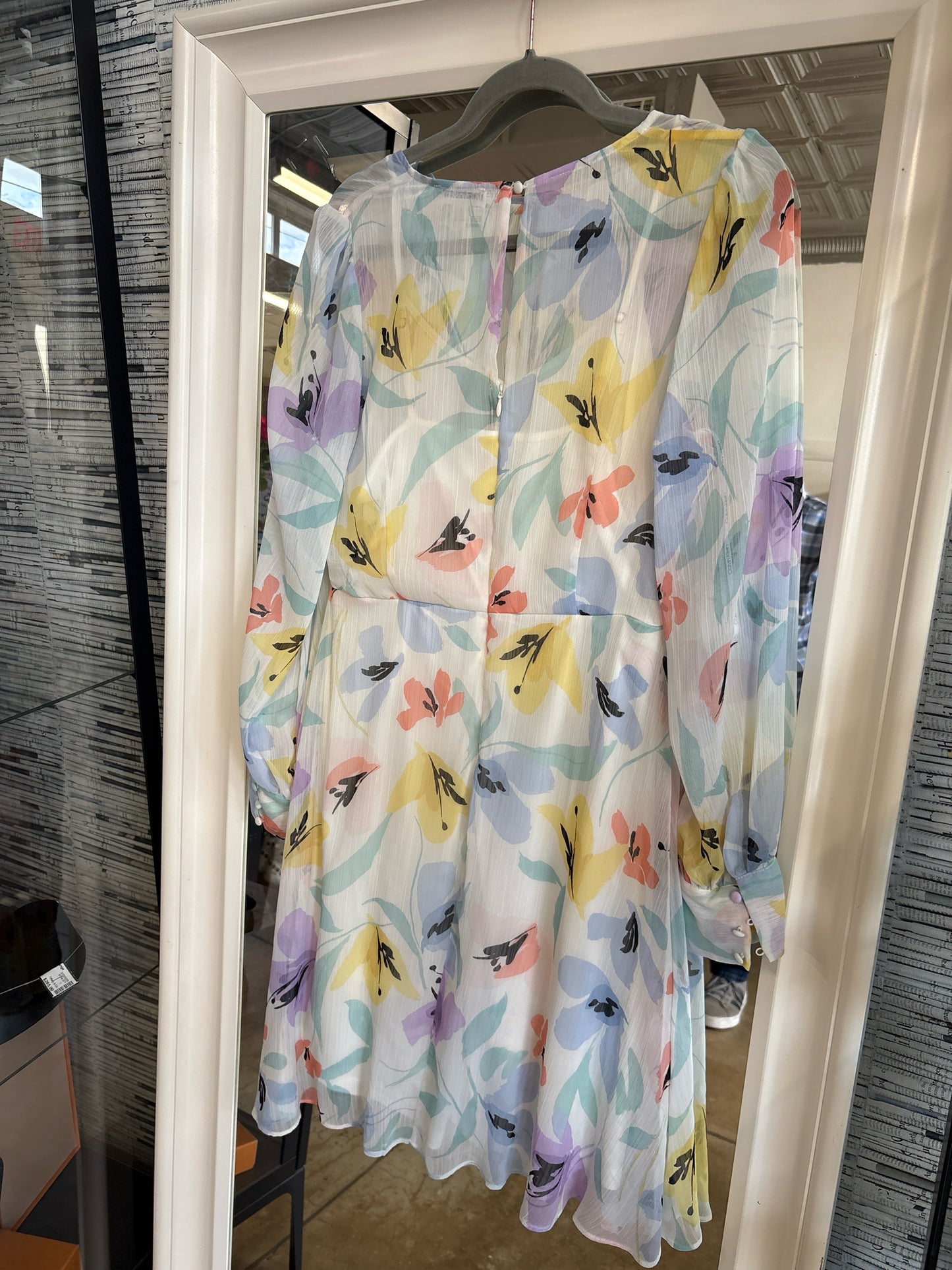 Calvin  Klein Size 10 Petite pastels Floral Dress