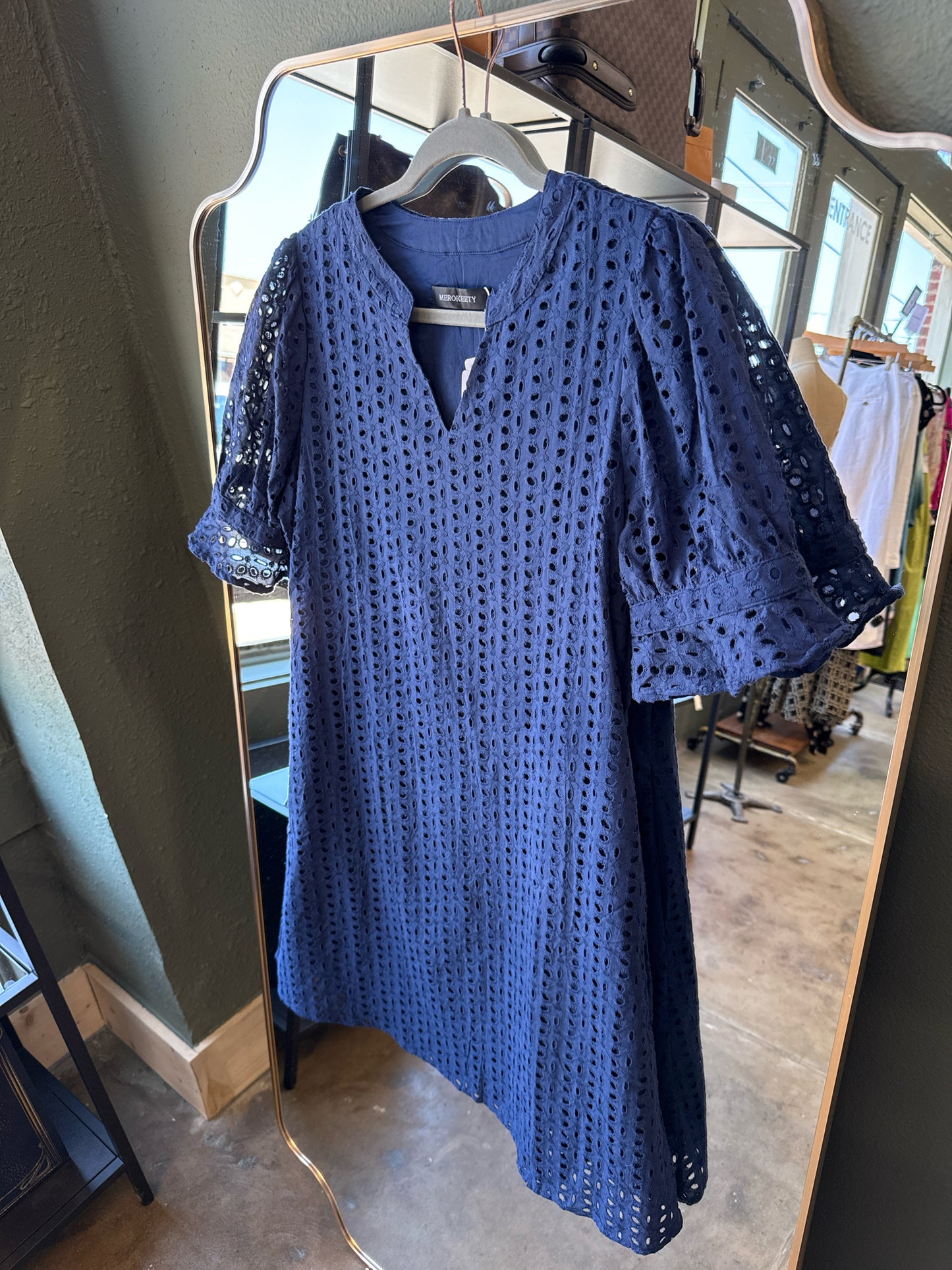 Merokeety Size M Navy Eyelet Dress