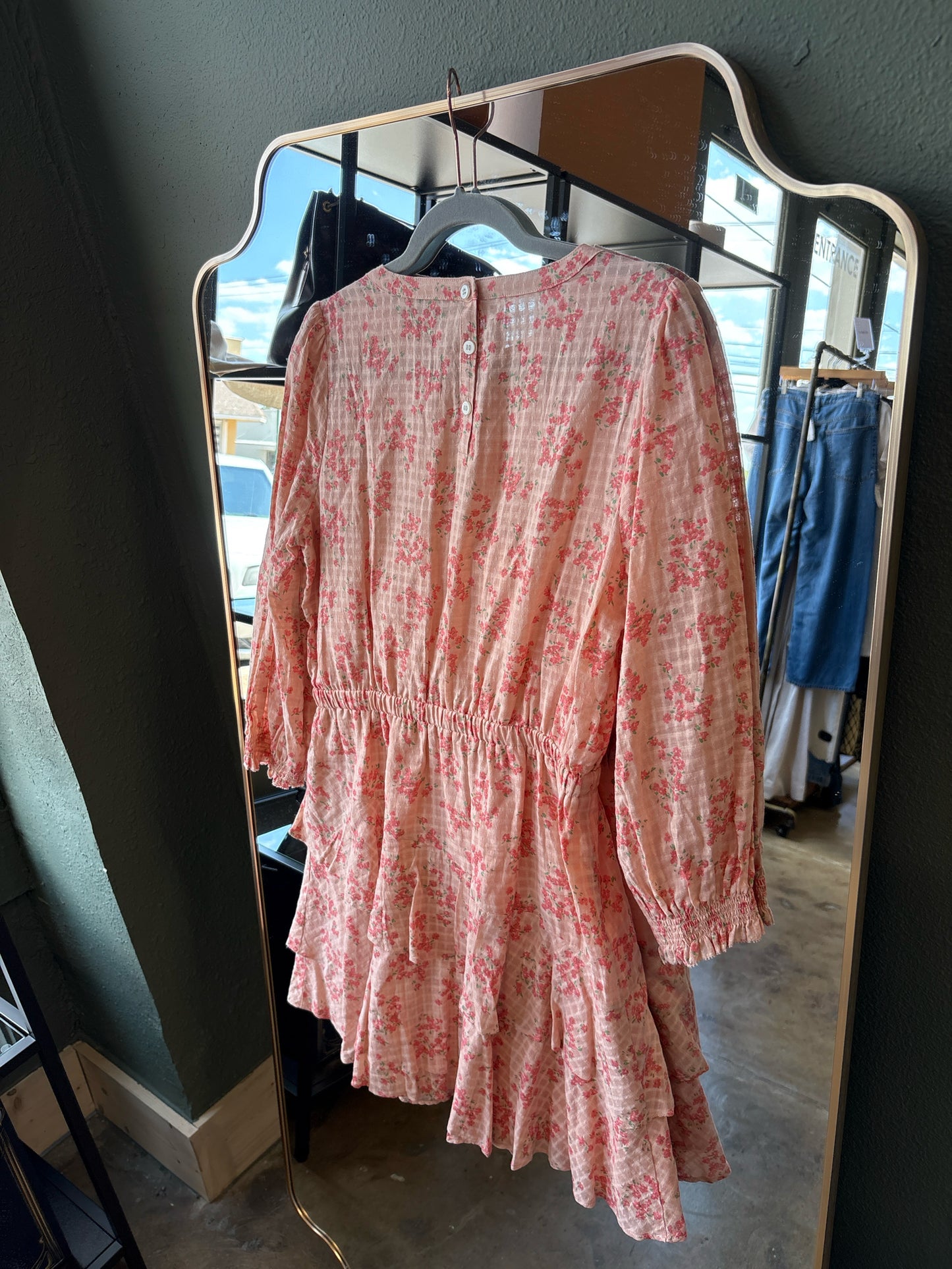 LOFT Size M Peach Floral Dress