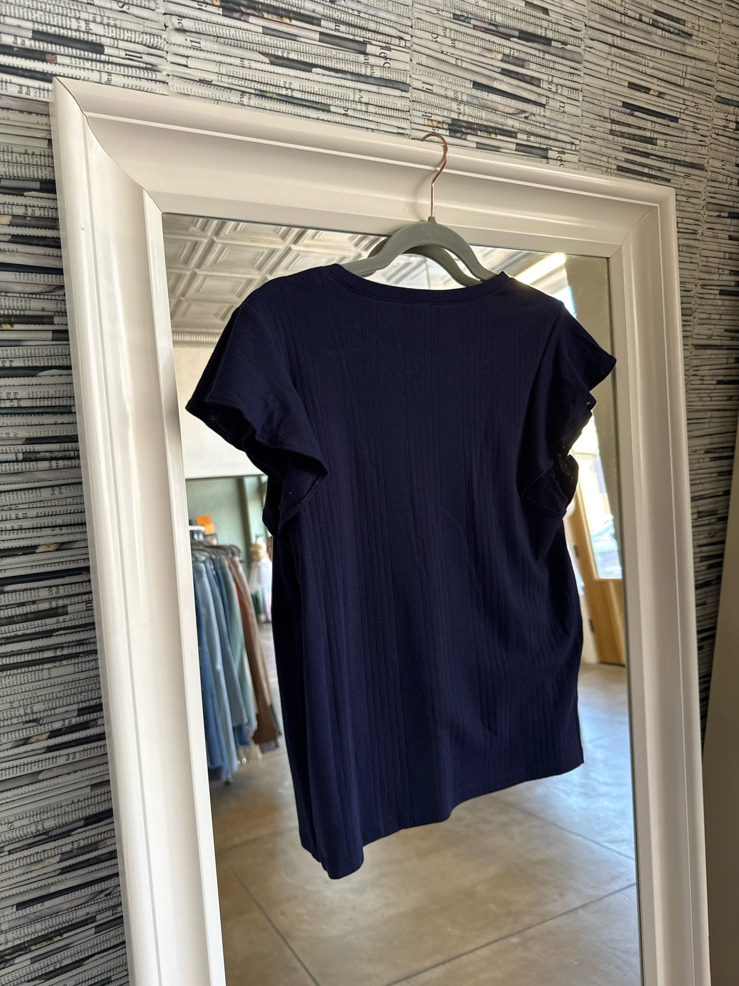 GAP Size L Navy Top