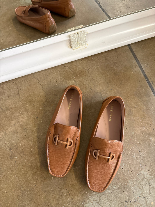 Cole Haan Shoe Size 7 Tan Loafers