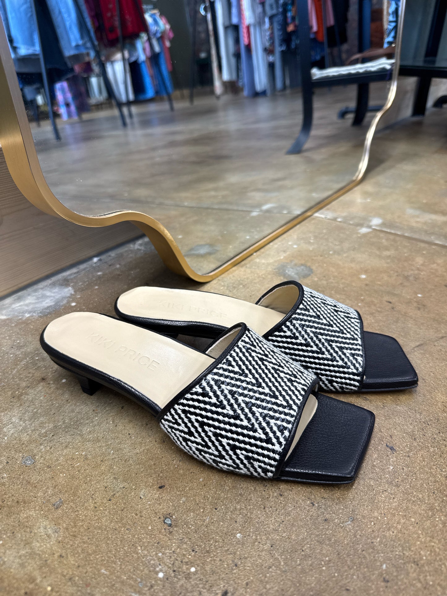 Kiki Price Shoe Size 36.5 Black/White Sandals
