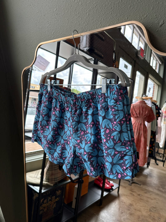 patagonia Size L Pink/Blue Shorts