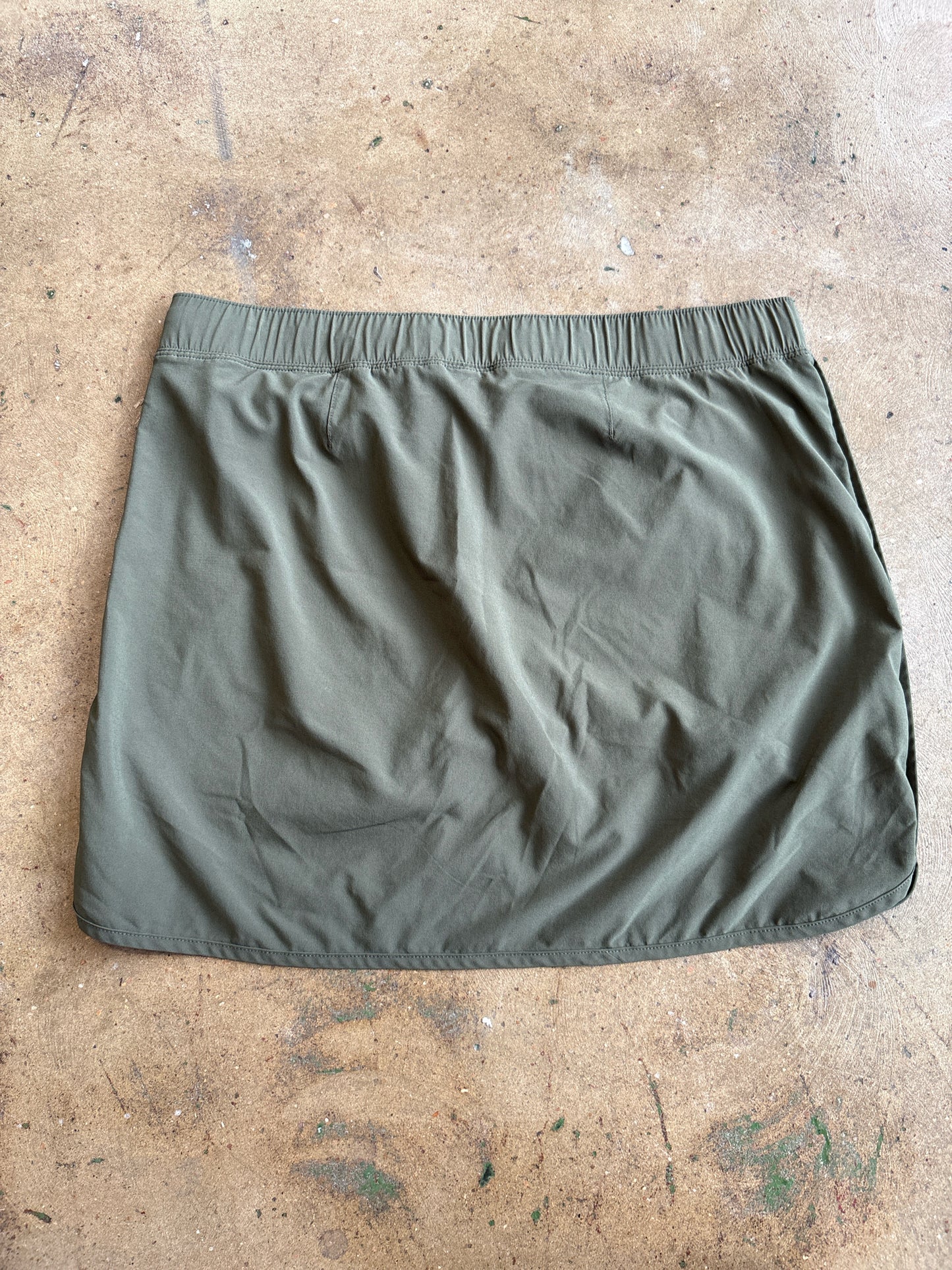 ATHLETA Size M Green Skort