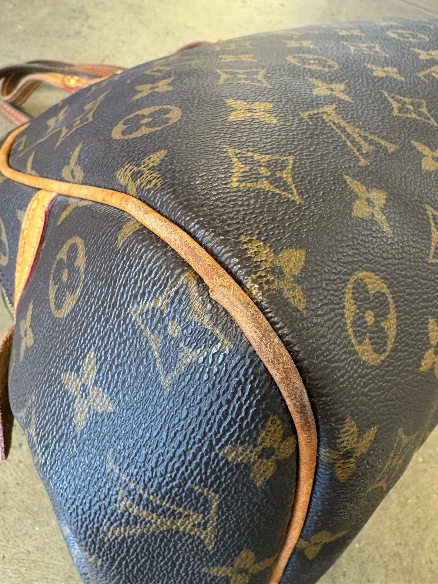 Louis Vuitton Brown Signature Luxury