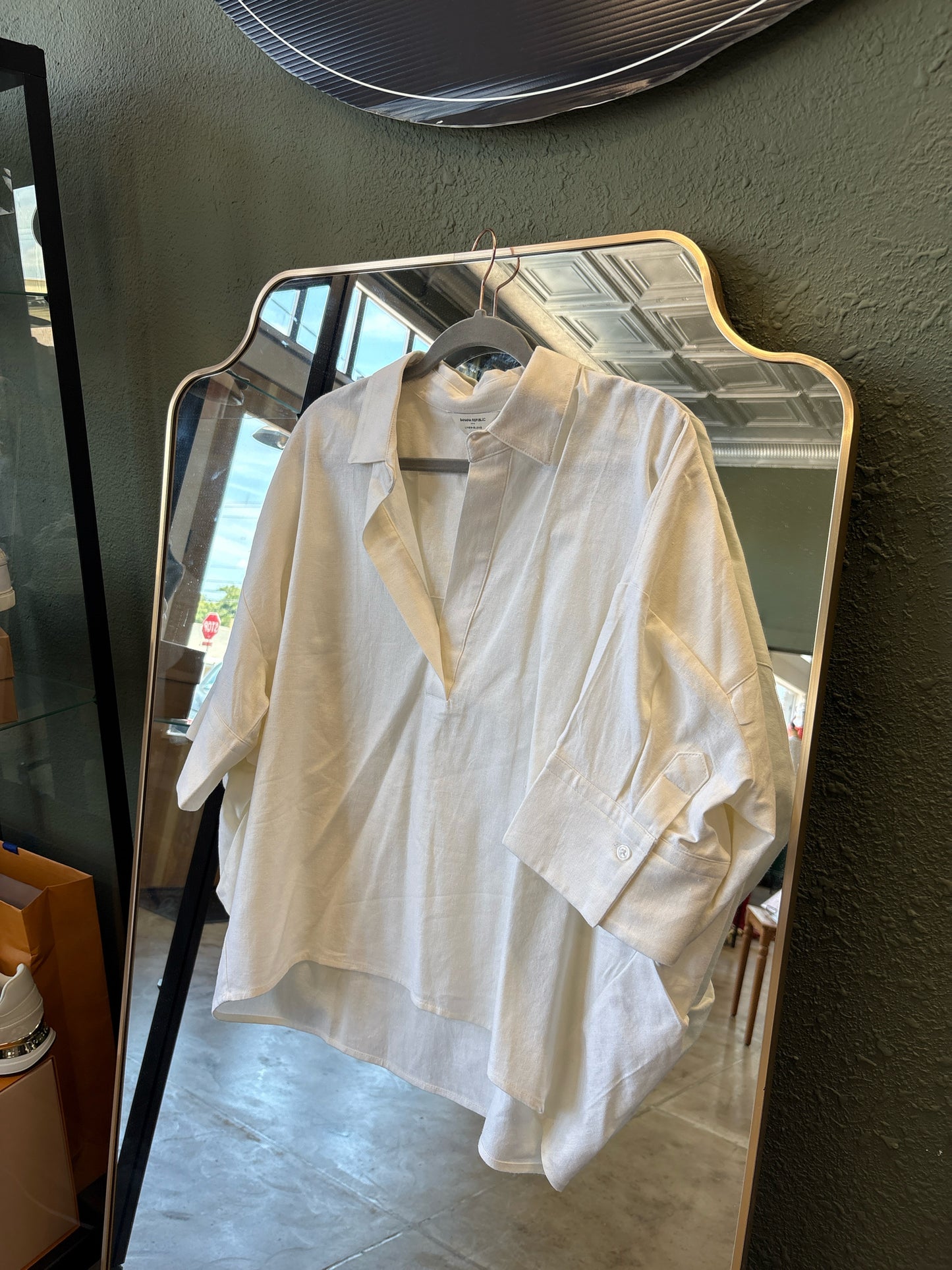Banana Republic Size M White Top
