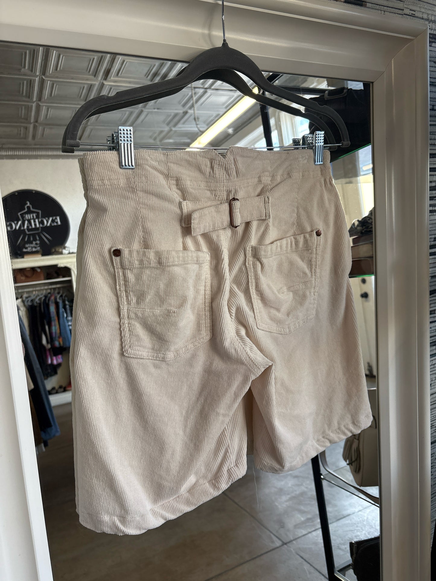 Pilcro Size 27 Cream Corduroy Shorts