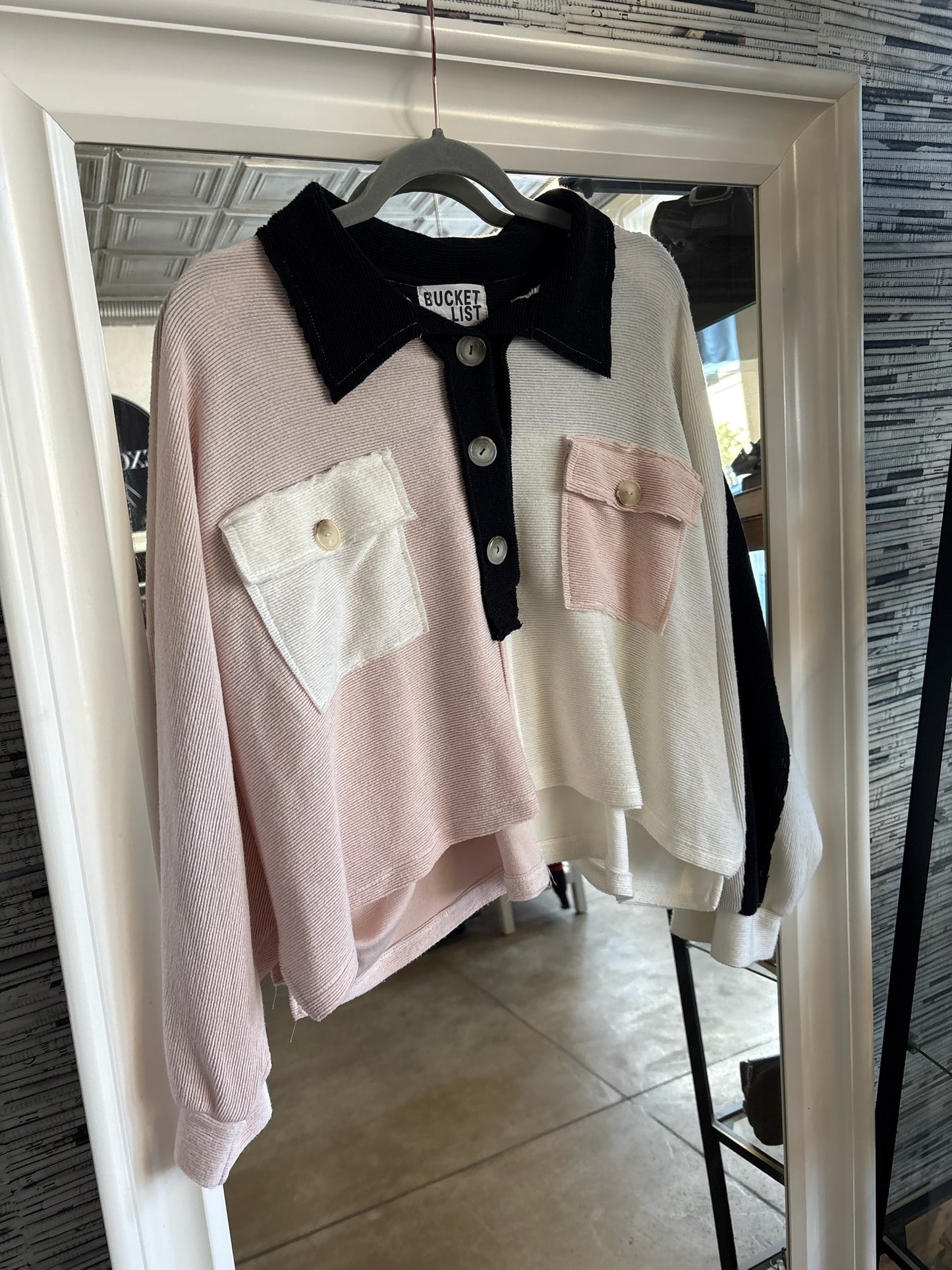 bucketlist Size S pink and white Top