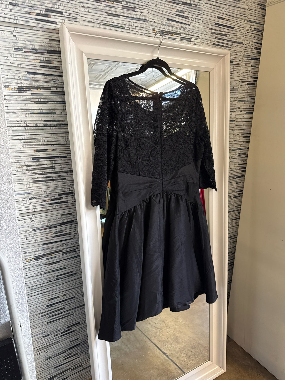 Jessica Howard Size 14 Black Dress