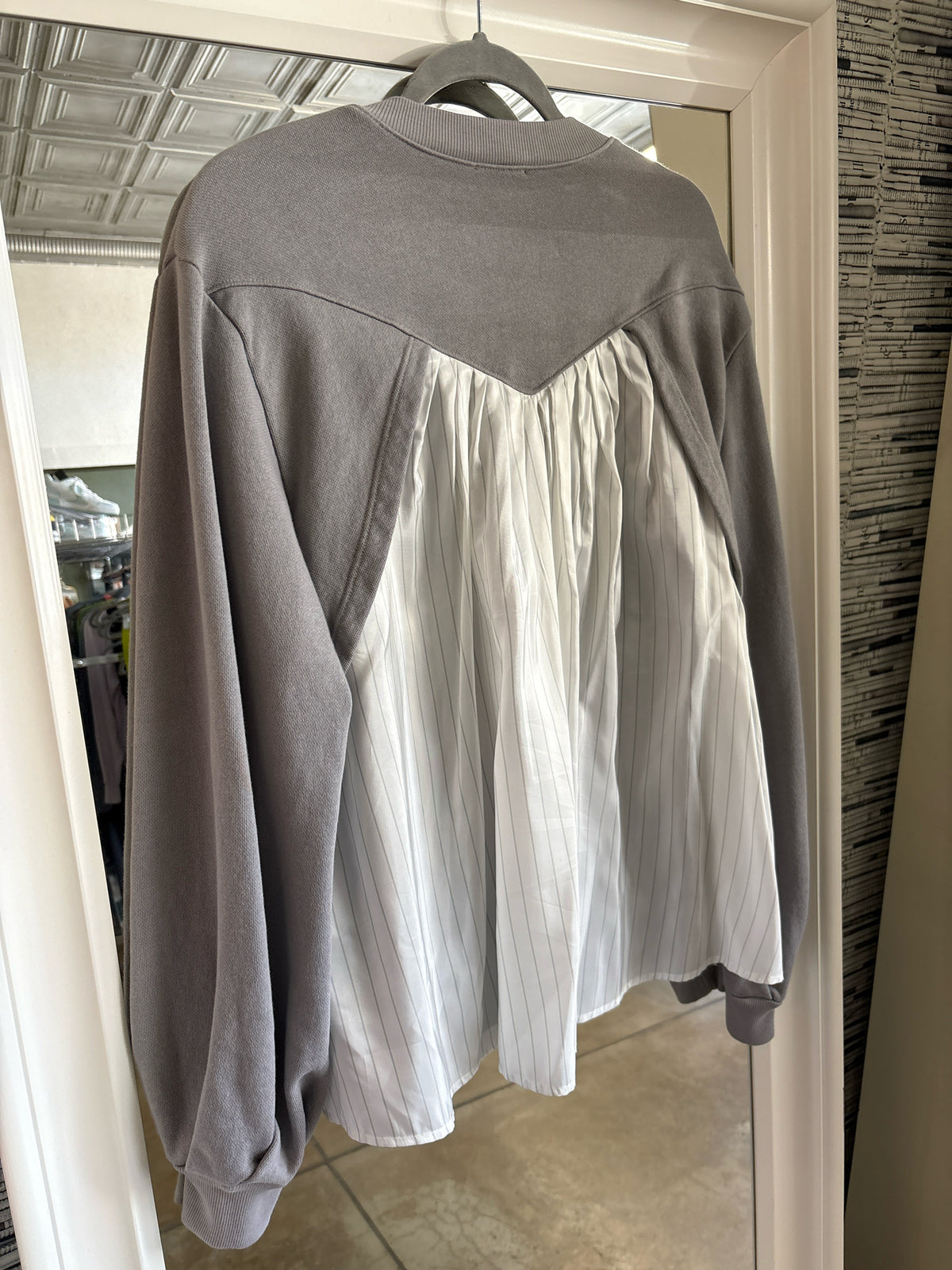 Clu Size S Gray Sweatshirt/Hoodie