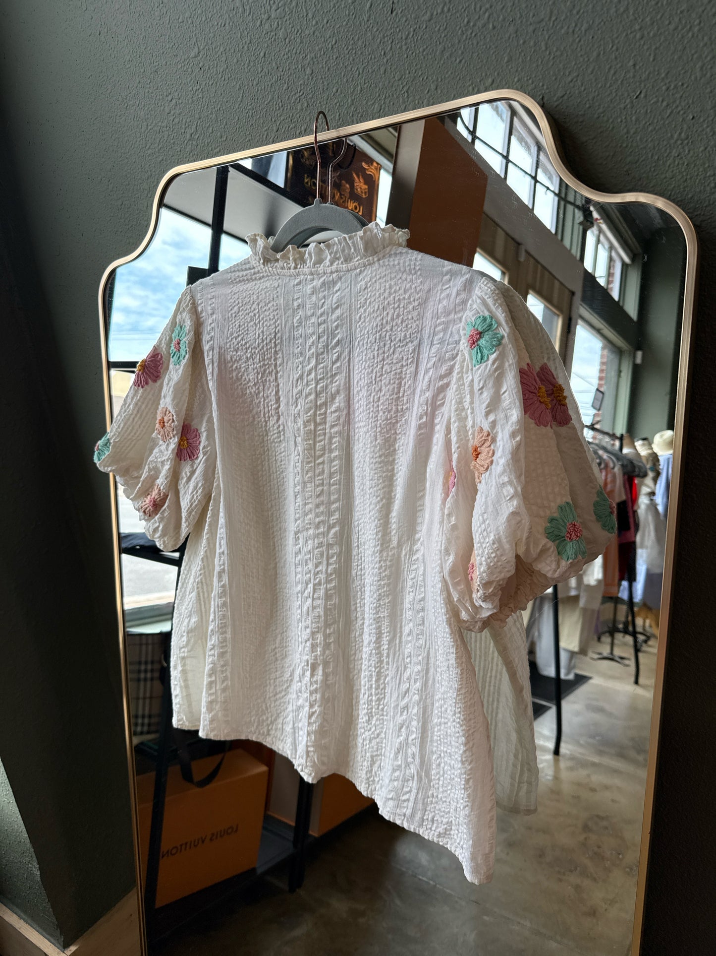 THML Size M Cream/Pink Top