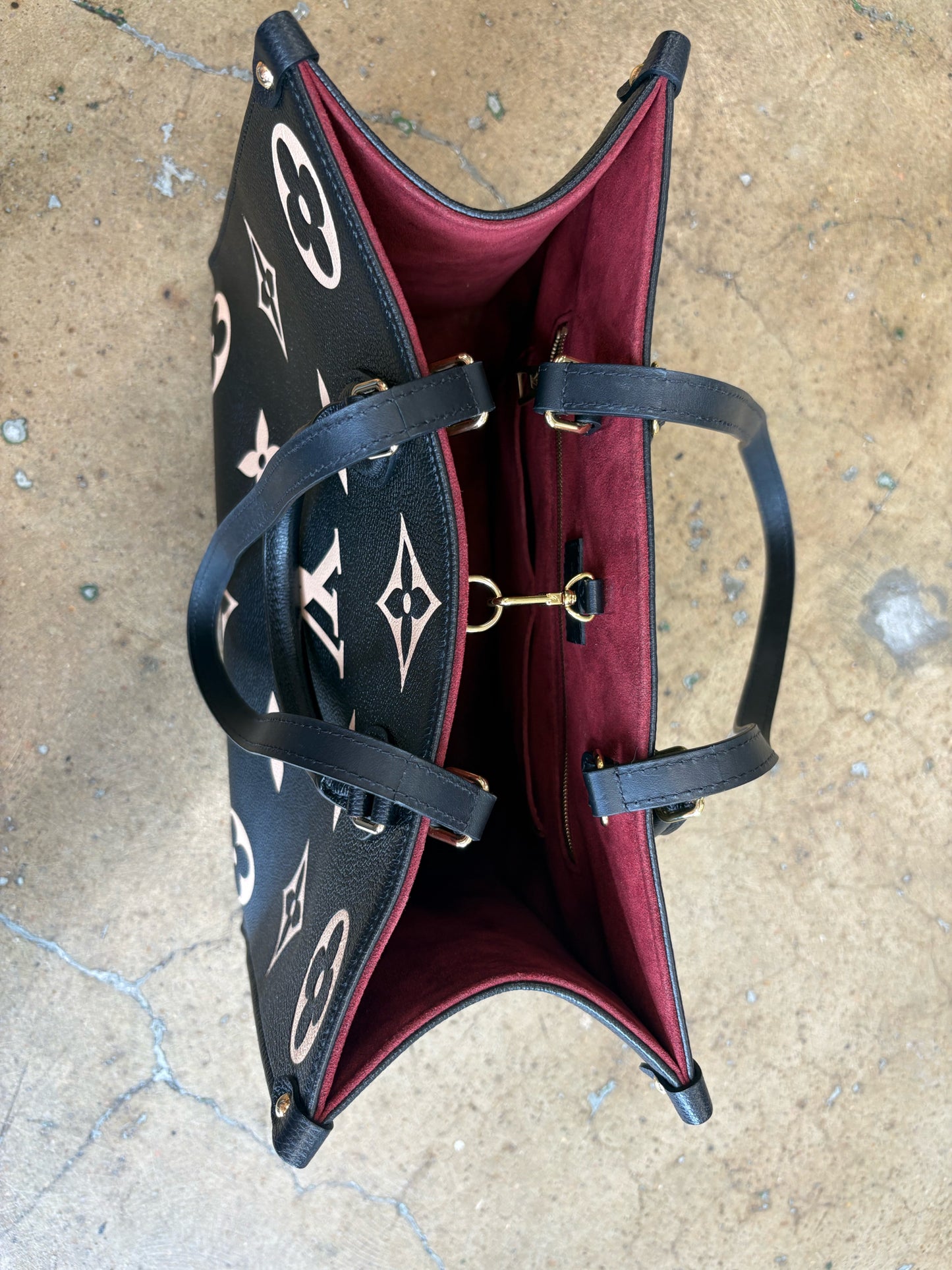 Louis Vuitton black + cream Bag