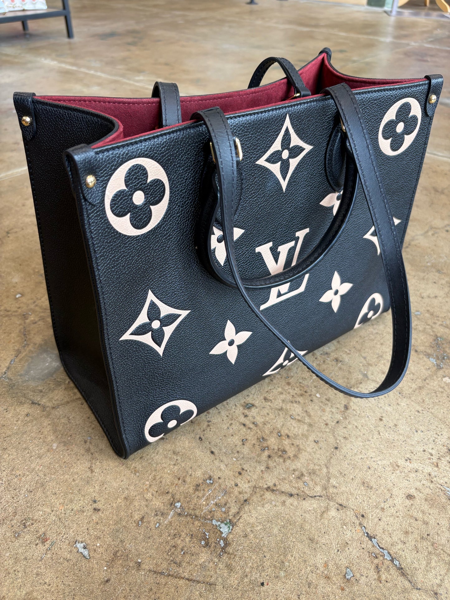Louis Vuitton black + cream Bag