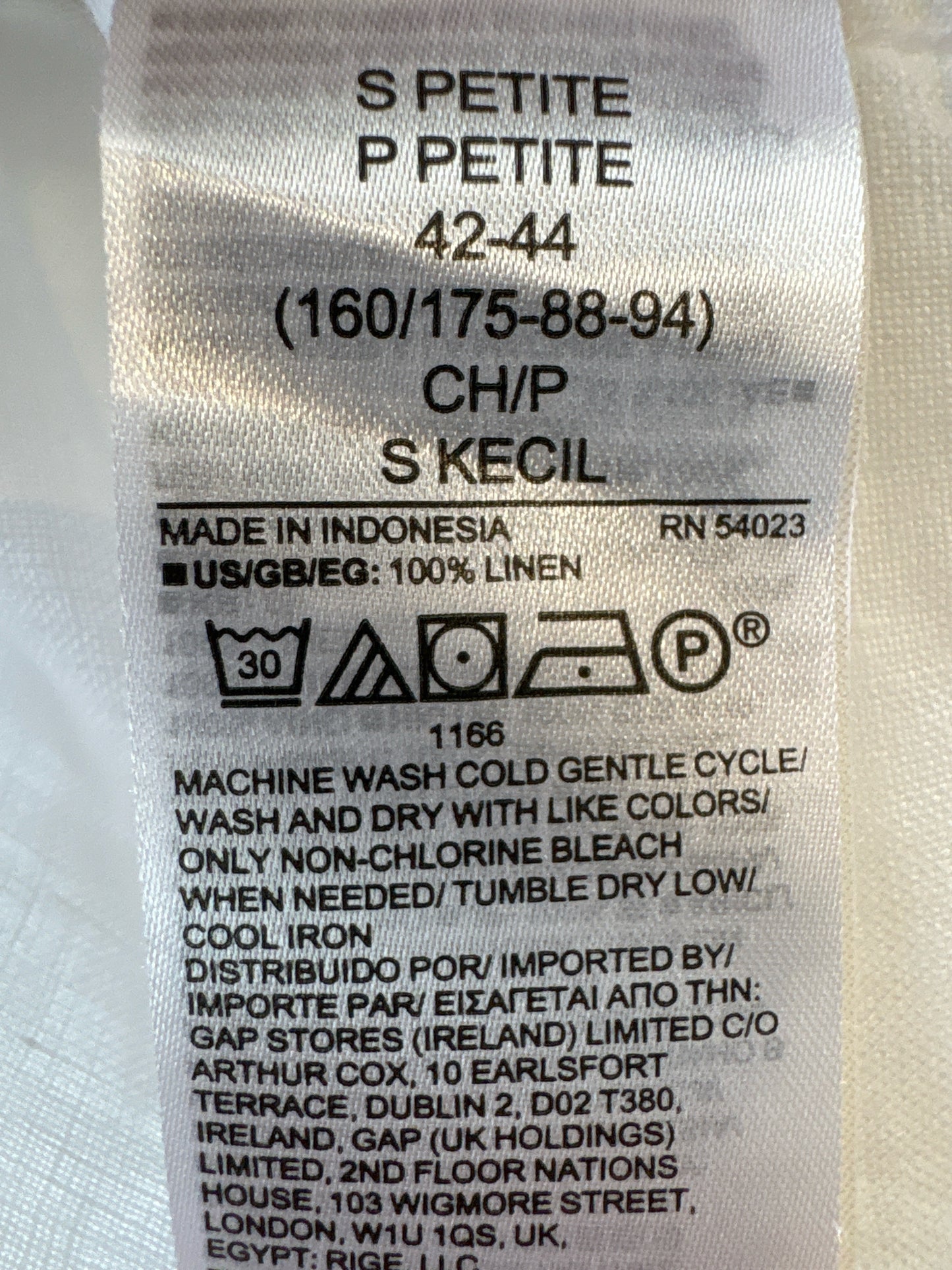 GAP Size SP White Top
