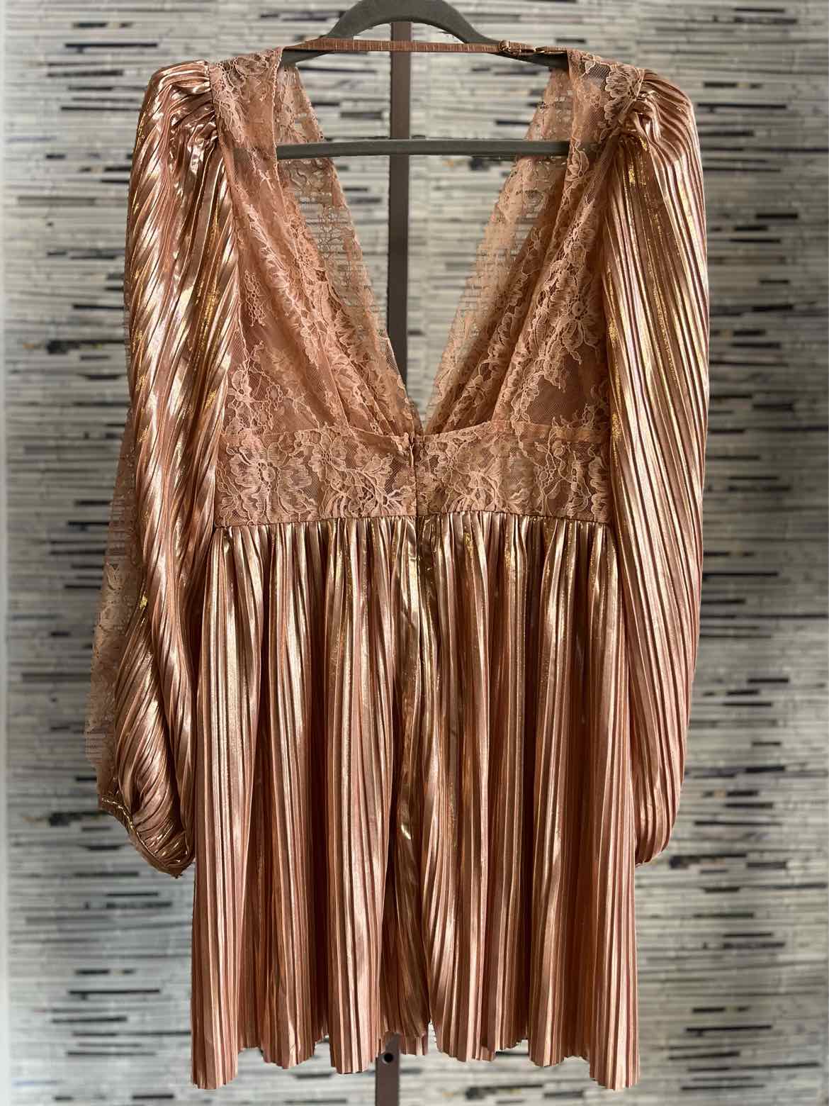 Sabina Musayev Size L Rose Gold Lace Dress